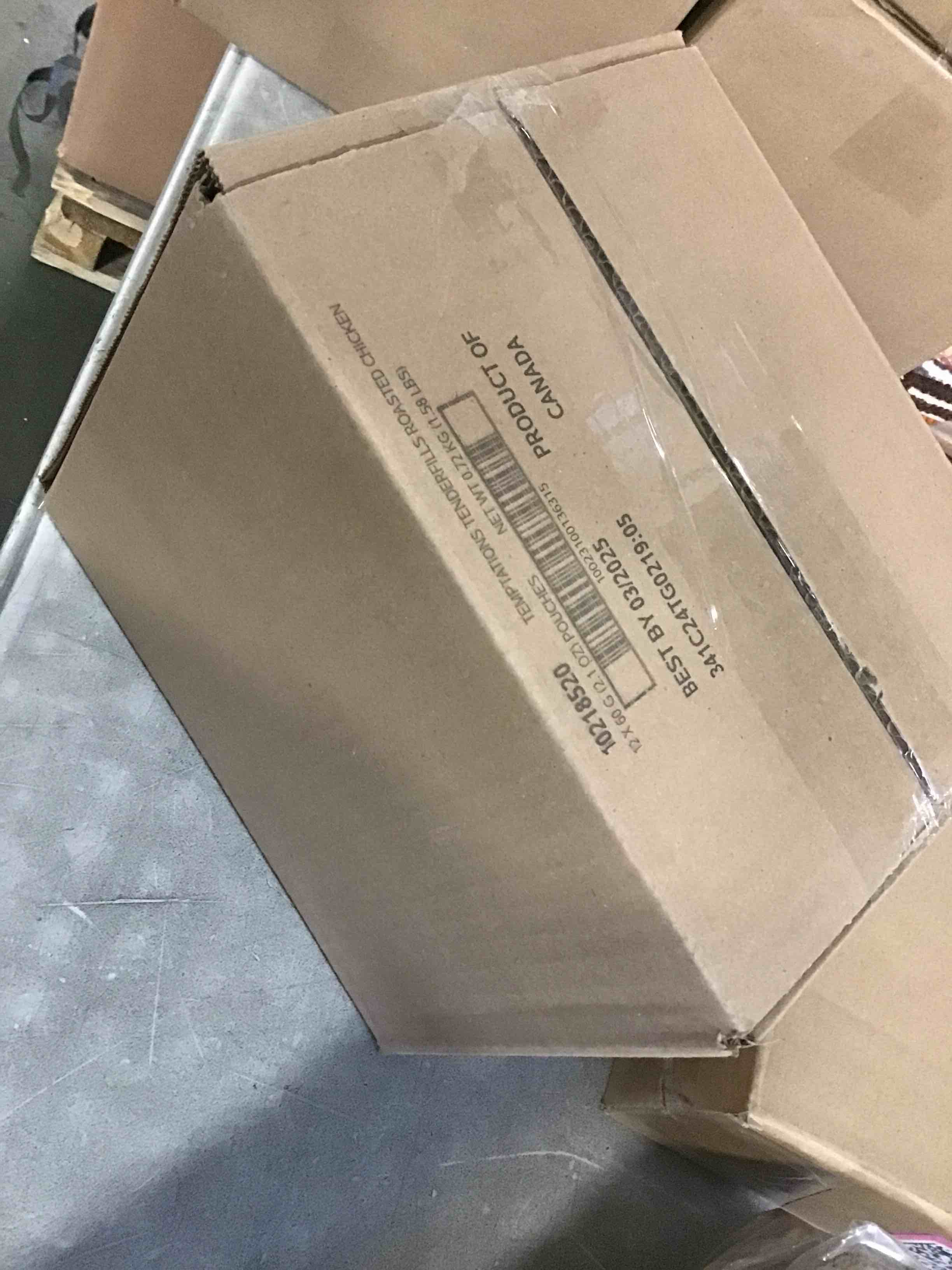 https://s3.amazonaws.com/lotting-images-prod/bidfta/PNK2093275_1738787741657.jpeg