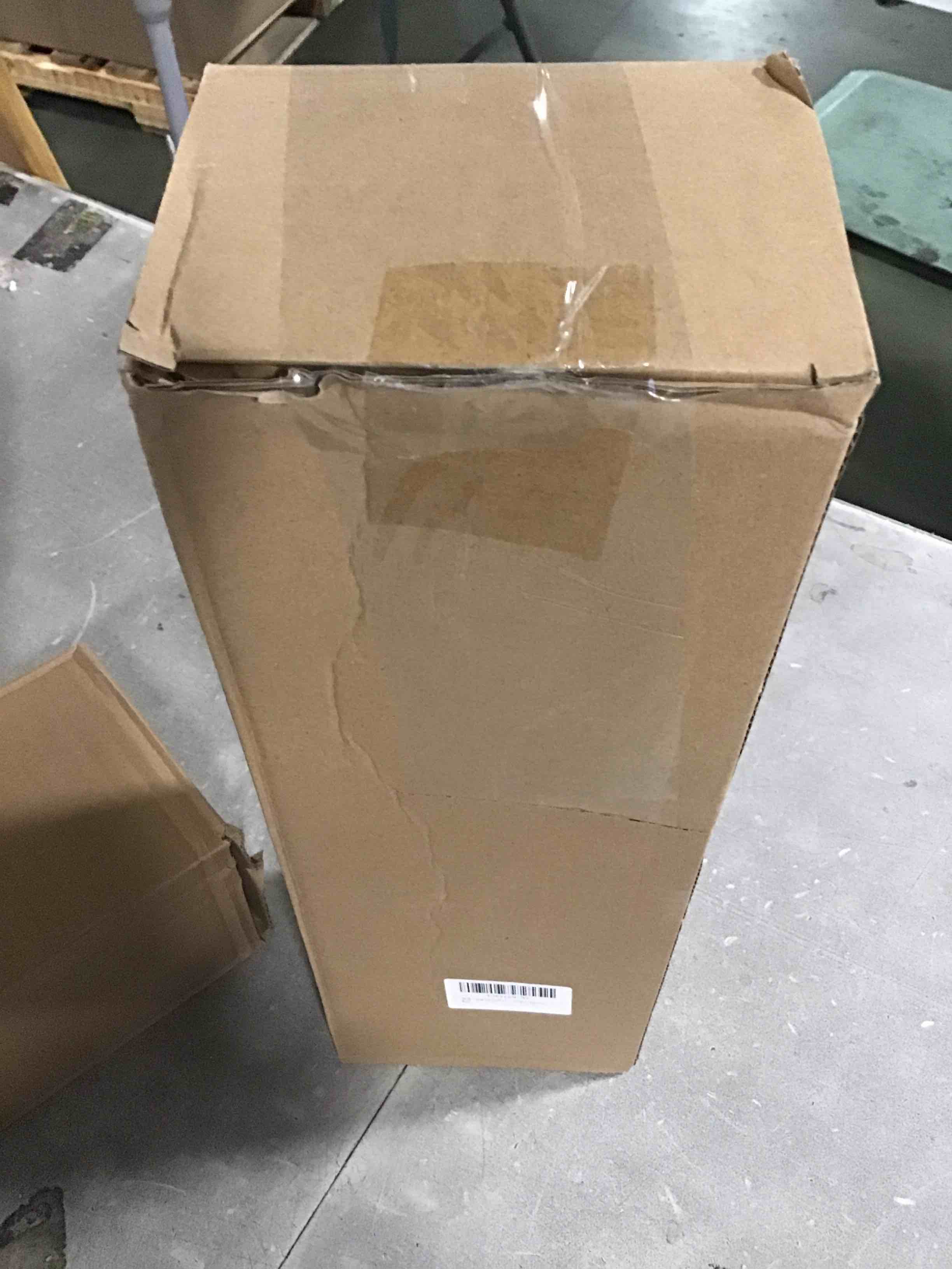 https://s3.amazonaws.com/lotting-images-prod/bidfta/PNK2093339_1738846717474.jpeg