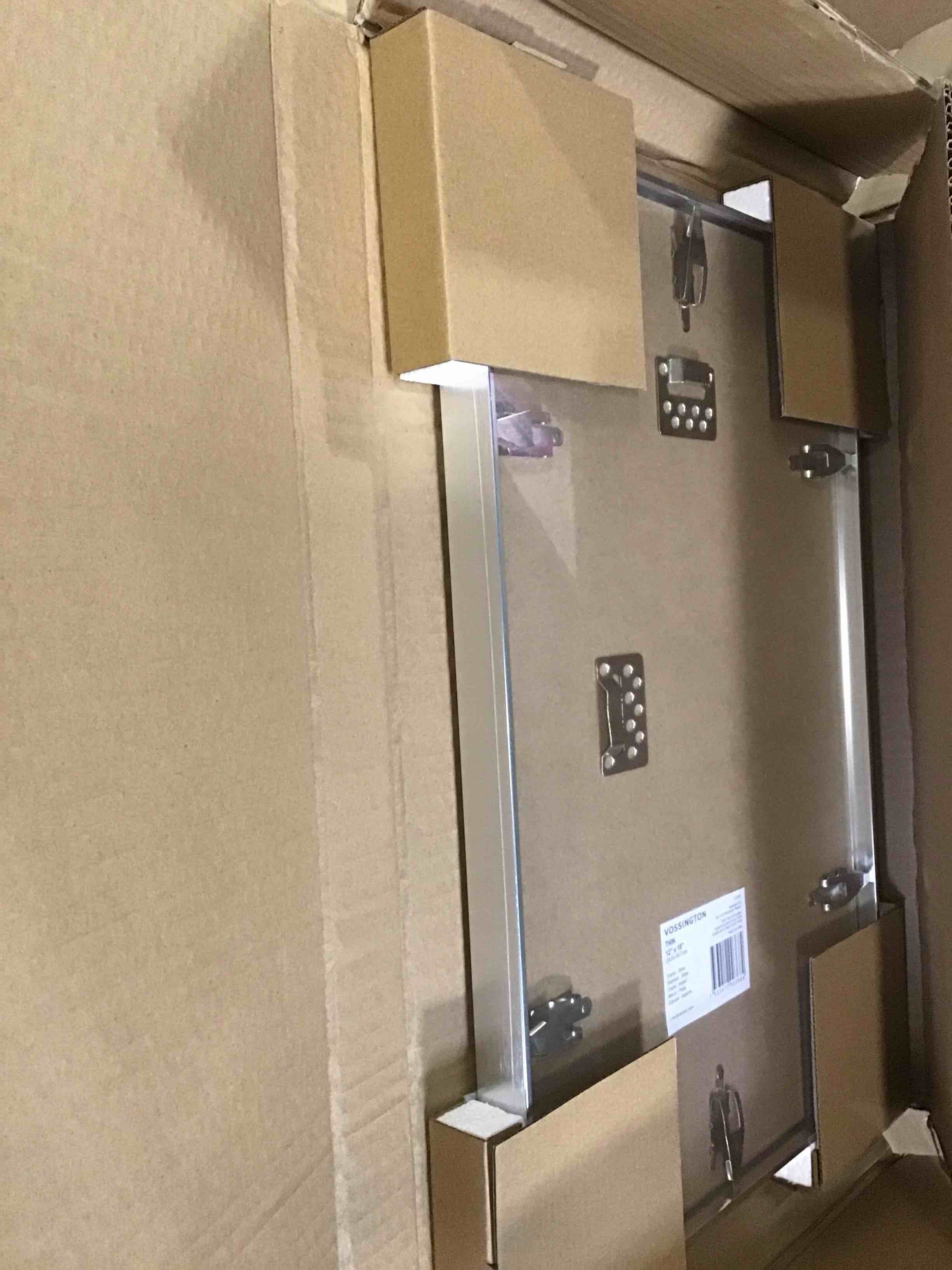 https://s3.amazonaws.com/lotting-images-prod/bidfta/PNK2094409_1739292242988.jpeg