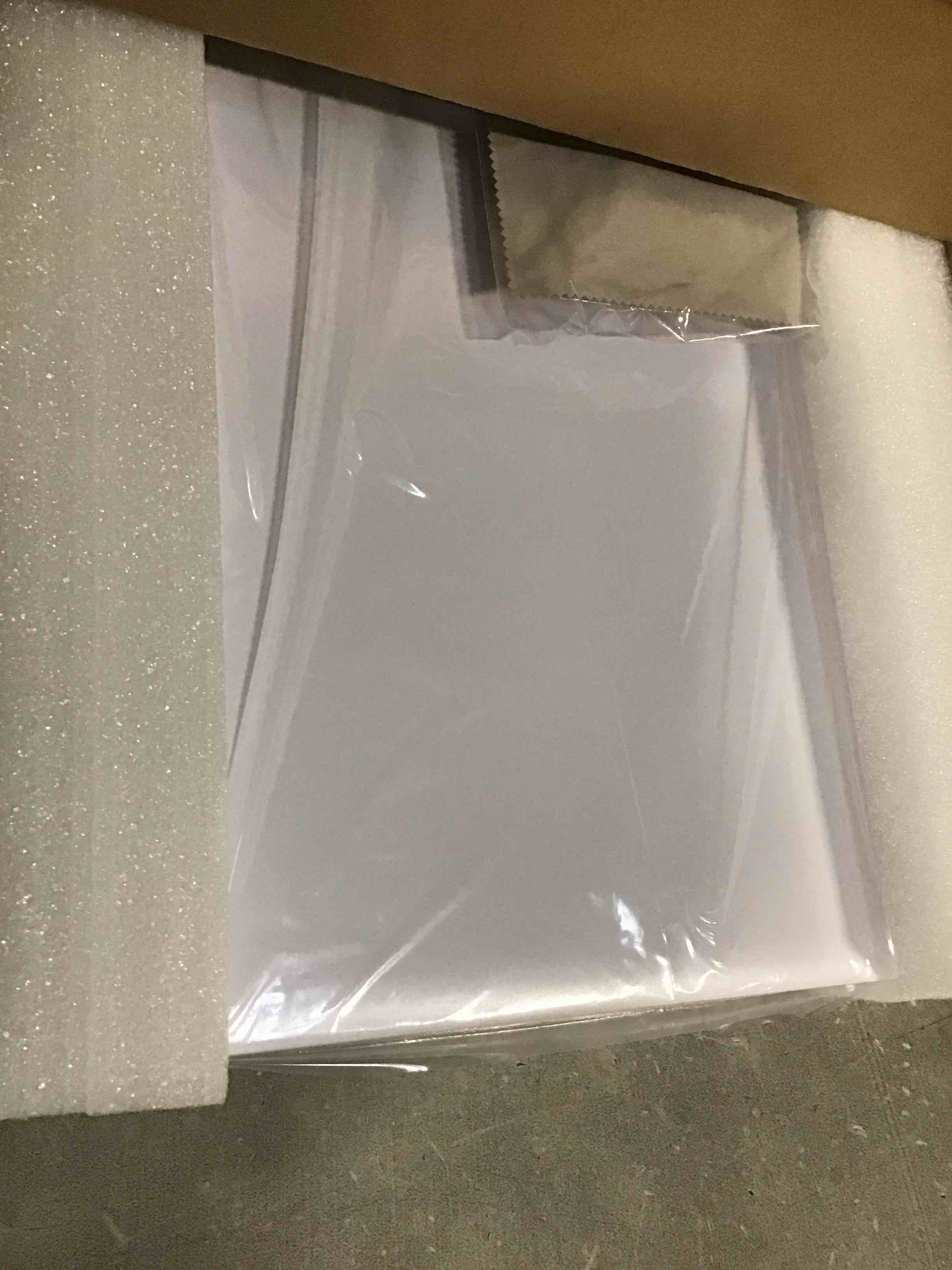 https://s3.amazonaws.com/lotting-images-prod/bidfta/PNK2094560_1739307266485.jpeg