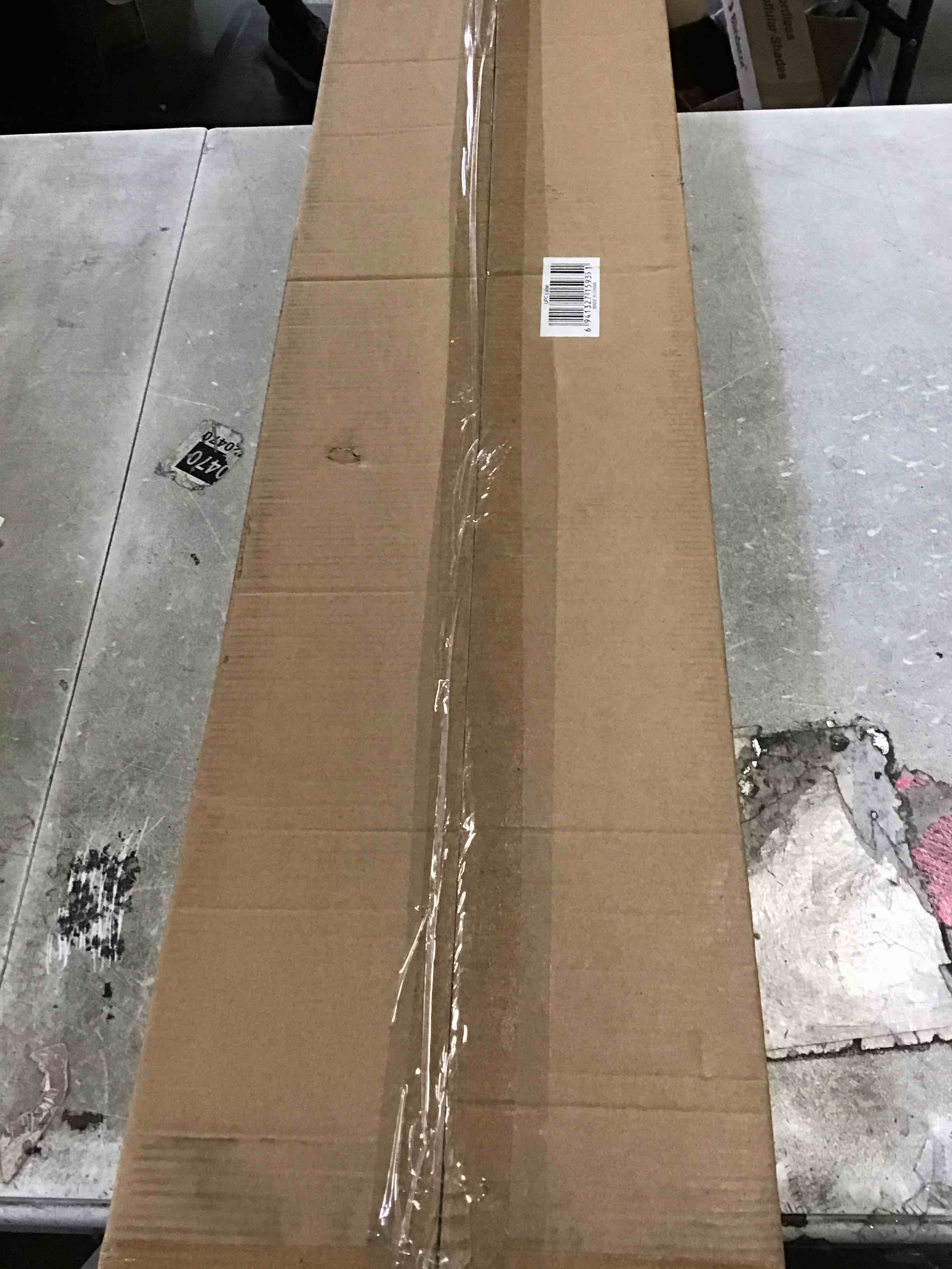https://s3.amazonaws.com/lotting-images-prod/bidfta/PNK2095859_1738604487849.jpeg