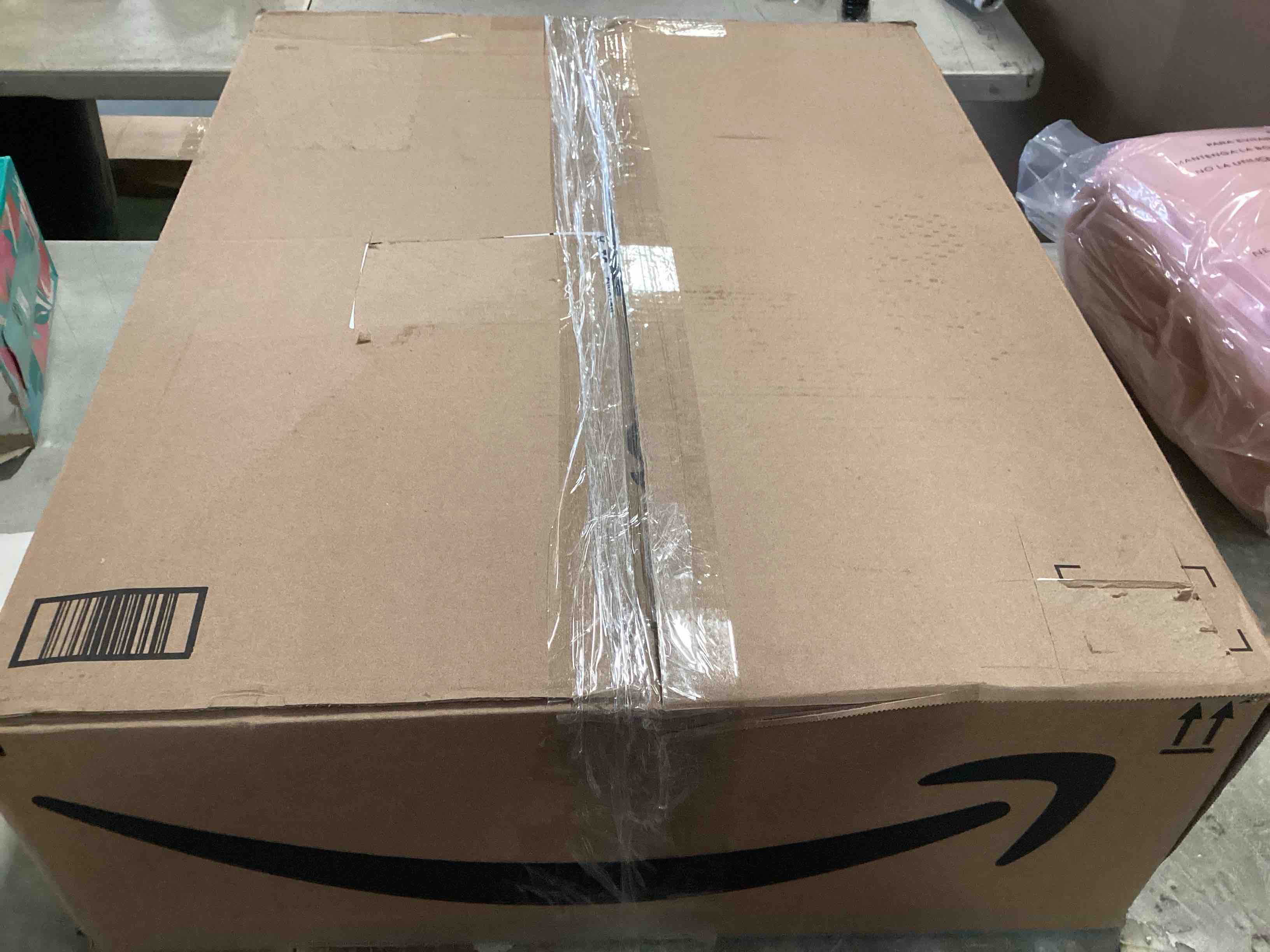https://s3.amazonaws.com/lotting-images-prod/bidfta/PNK2096408_1738937034258.jpeg