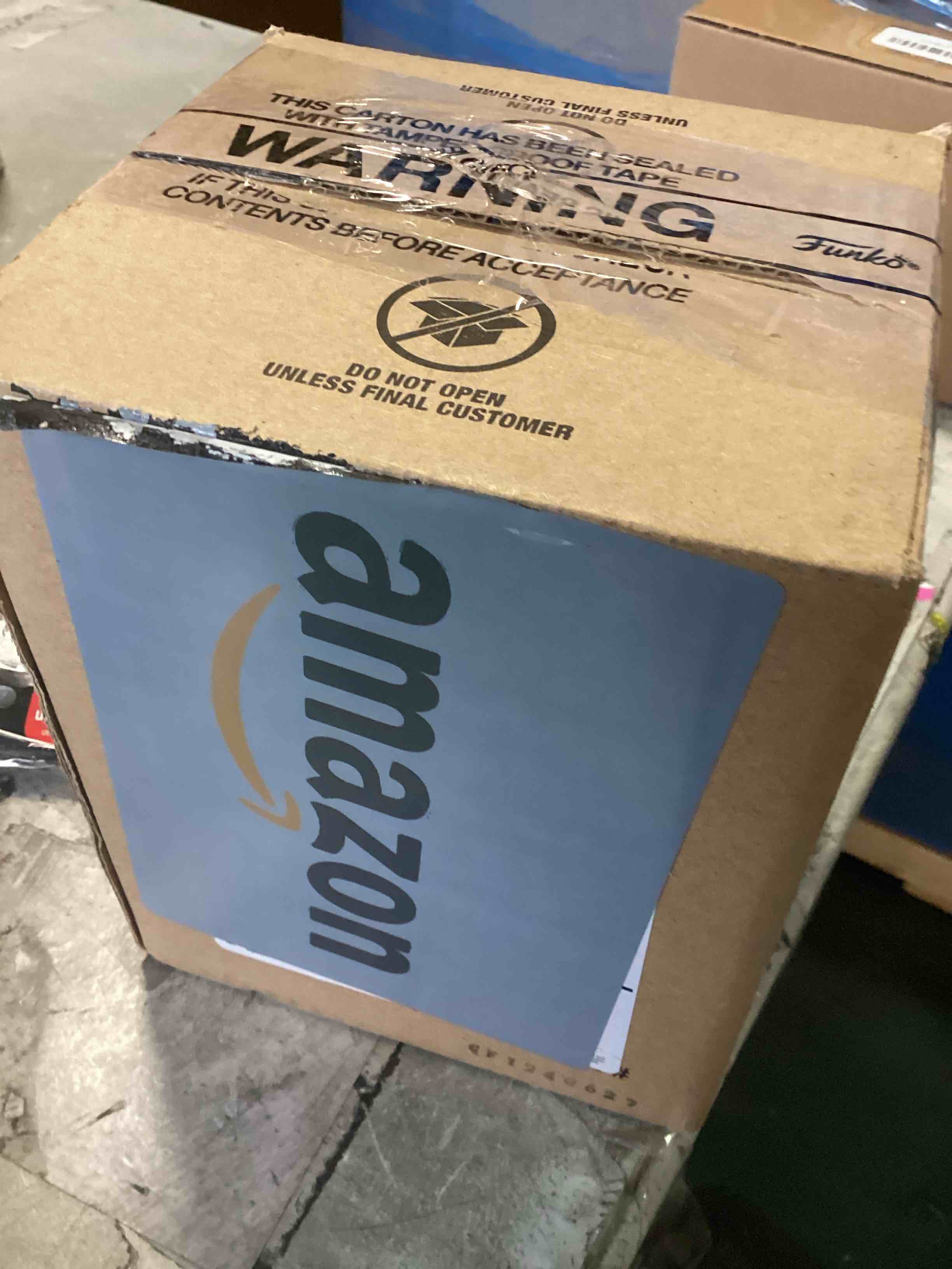 https://s3.amazonaws.com/lotting-images-prod/bidfta/PNK2096631_1739289353266.jpeg