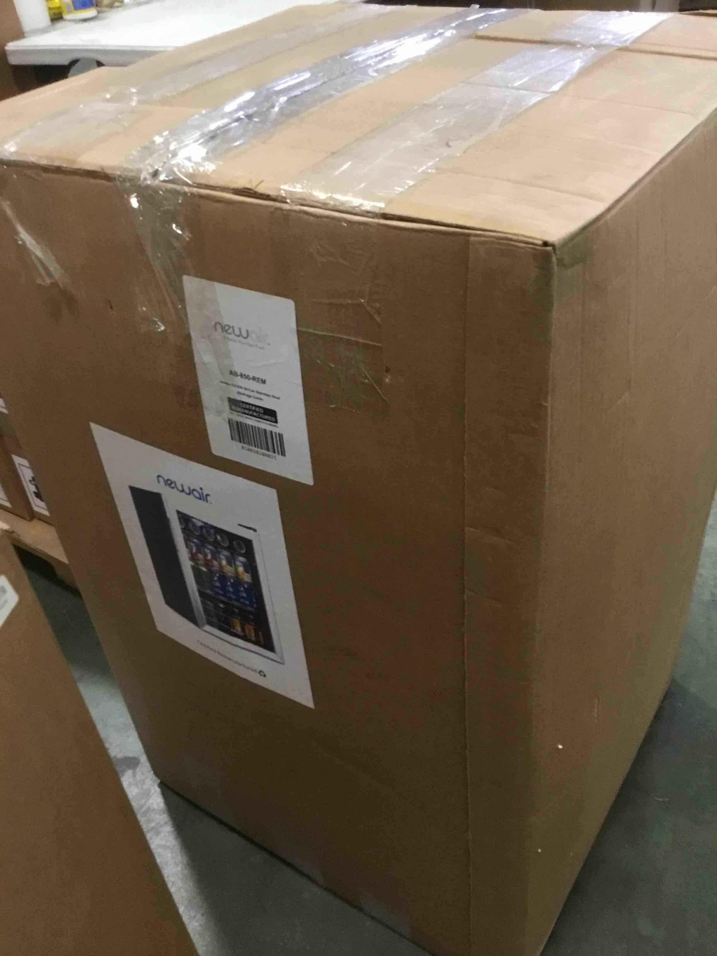 https://s3.amazonaws.com/lotting-images-prod/bidfta/PNK2100274_1739478981656.jpeg