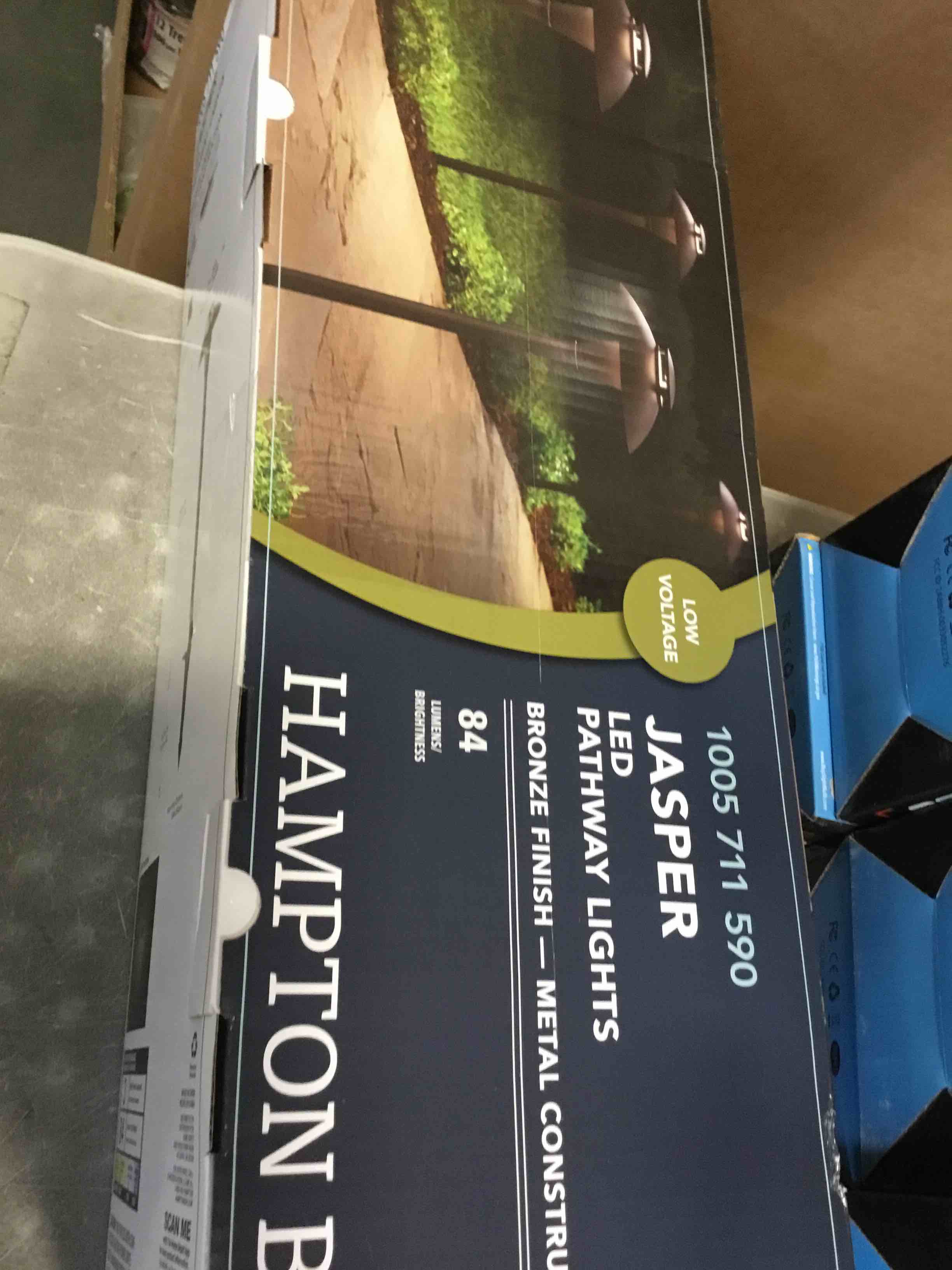 https://s3.amazonaws.com/lotting-images-prod/bidfta/PNK2100309_1739540470903.jpeg