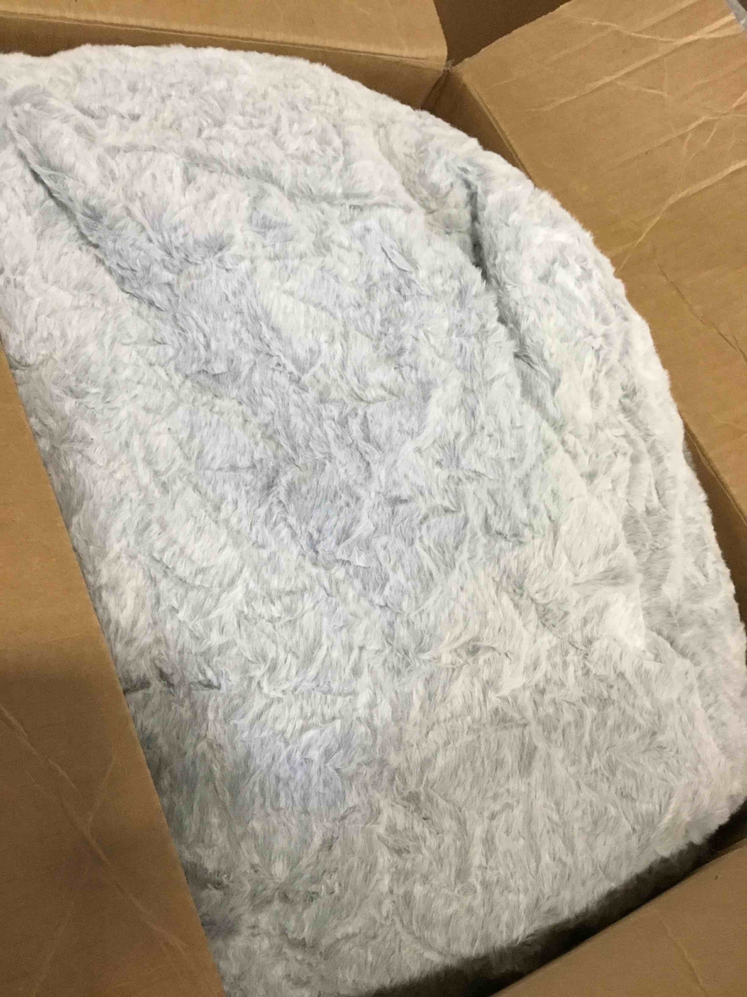 https://s3.amazonaws.com/lotting-images-prod/bidfta/PNK2100458_1739565111148.jpeg