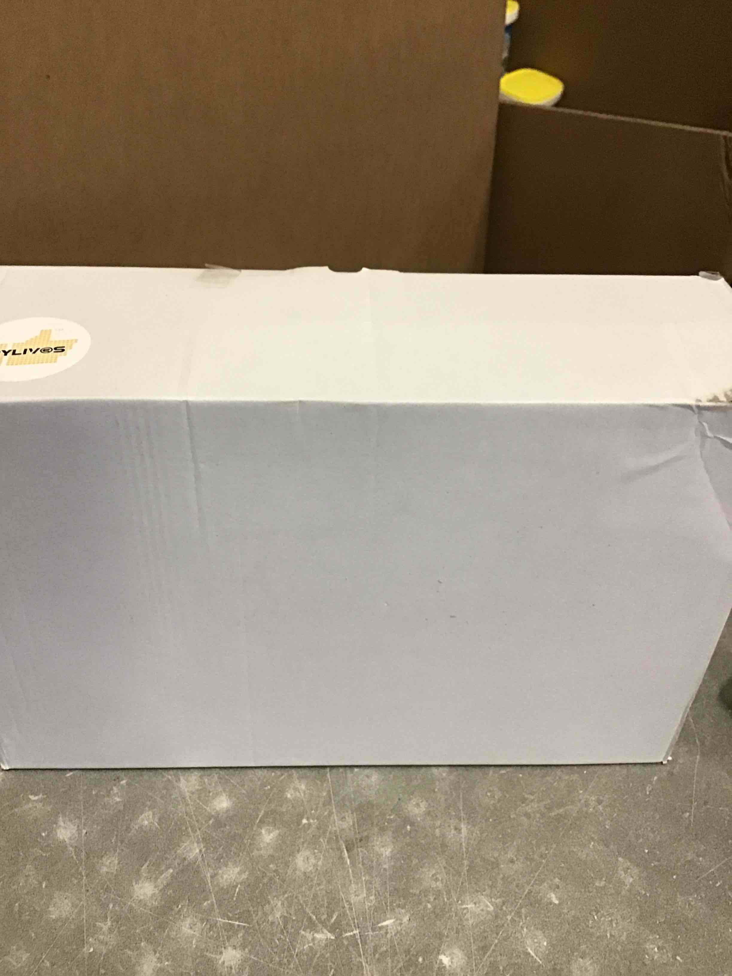 https://s3.amazonaws.com/lotting-images-prod/bidfta/PNK2100996_1740146791592.jpeg
