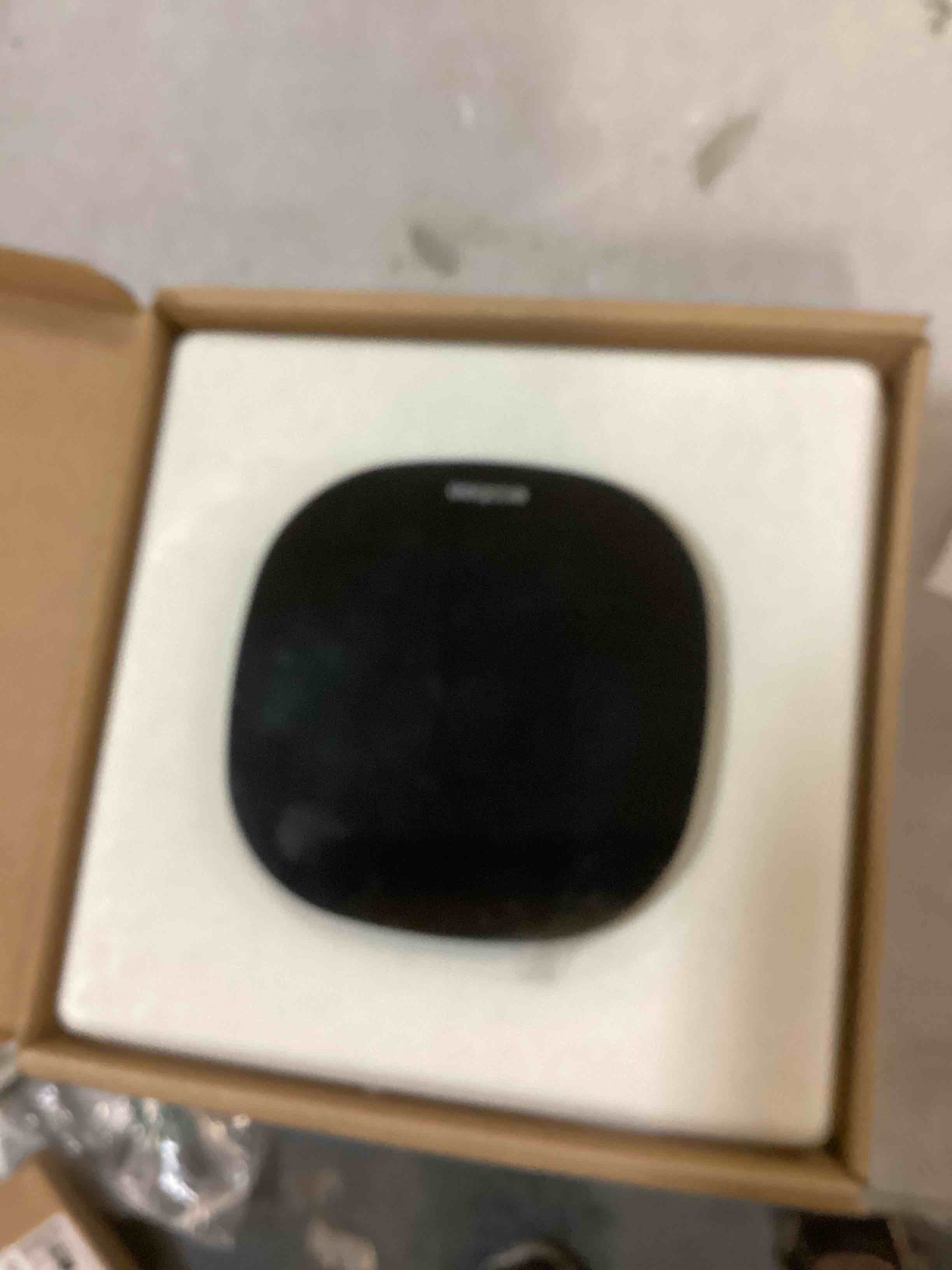 https://s3.amazonaws.com/lotting-images-prod/bidfta/PNK2101629_1738869315612.jpeg