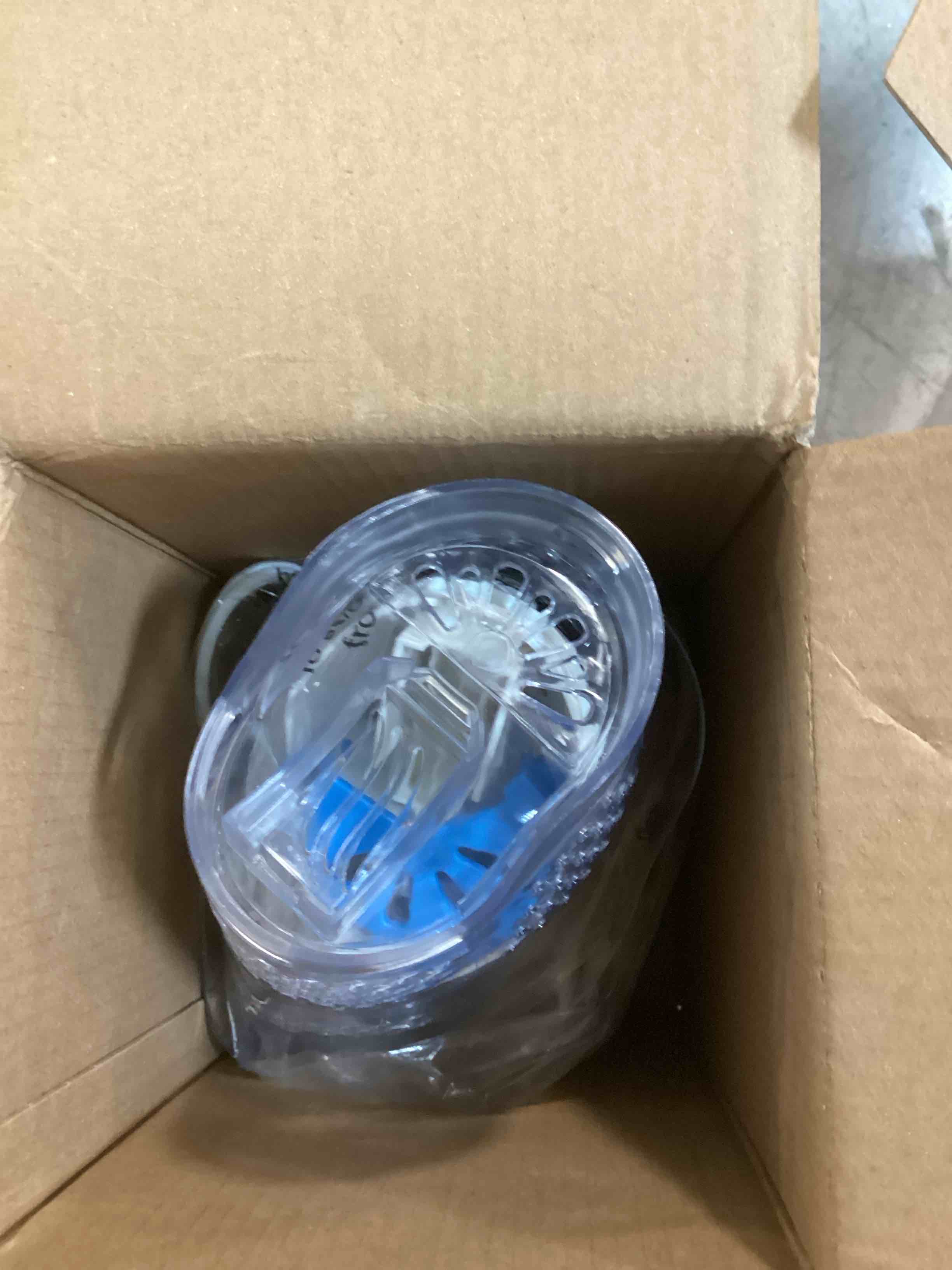 https://s3.amazonaws.com/lotting-images-prod/bidfta/PNK2101721_1738931941090.jpeg