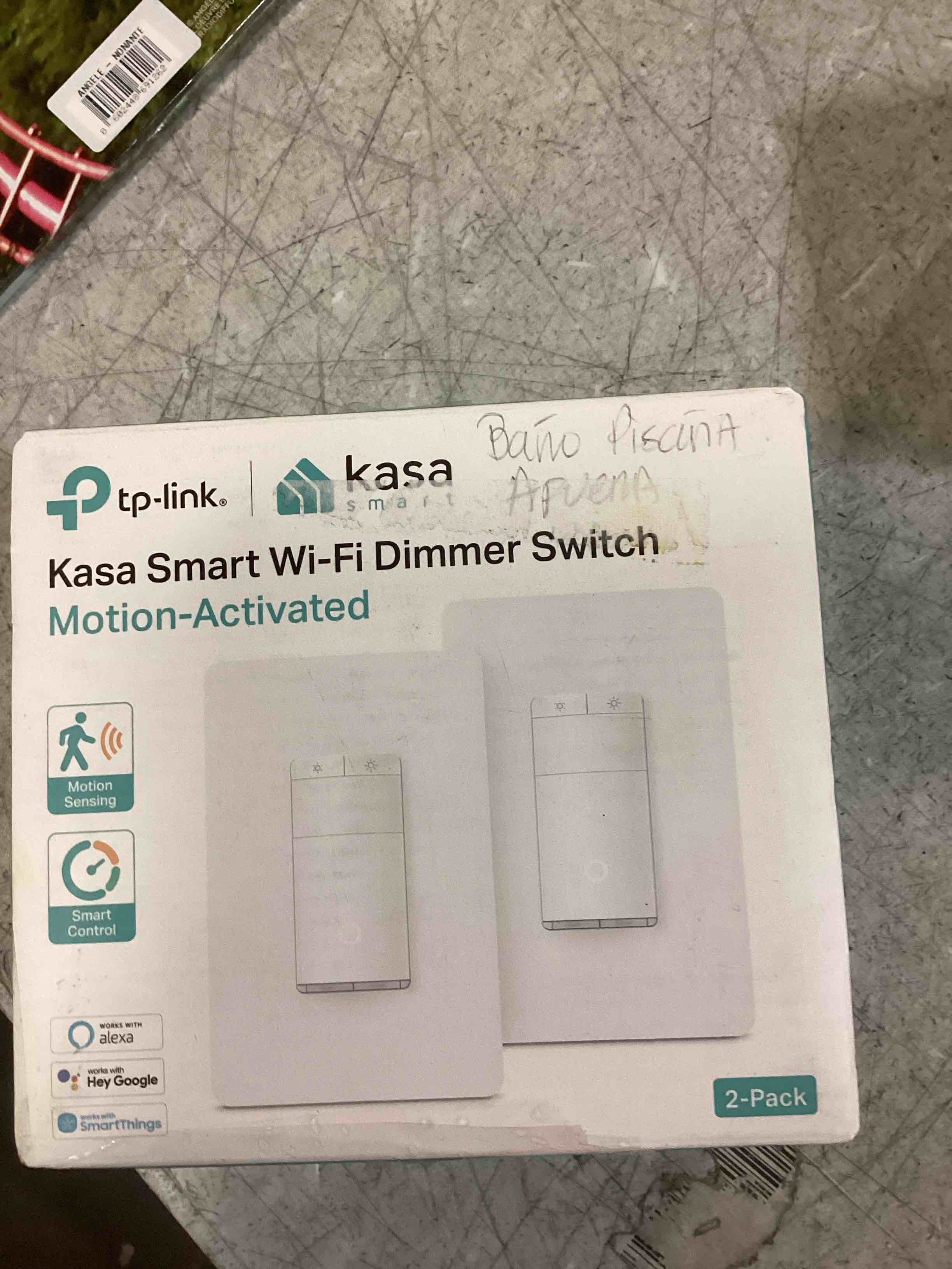 https://s3.amazonaws.com/lotting-images-prod/bidfta/PNK2101846_1738939905294.jpeg