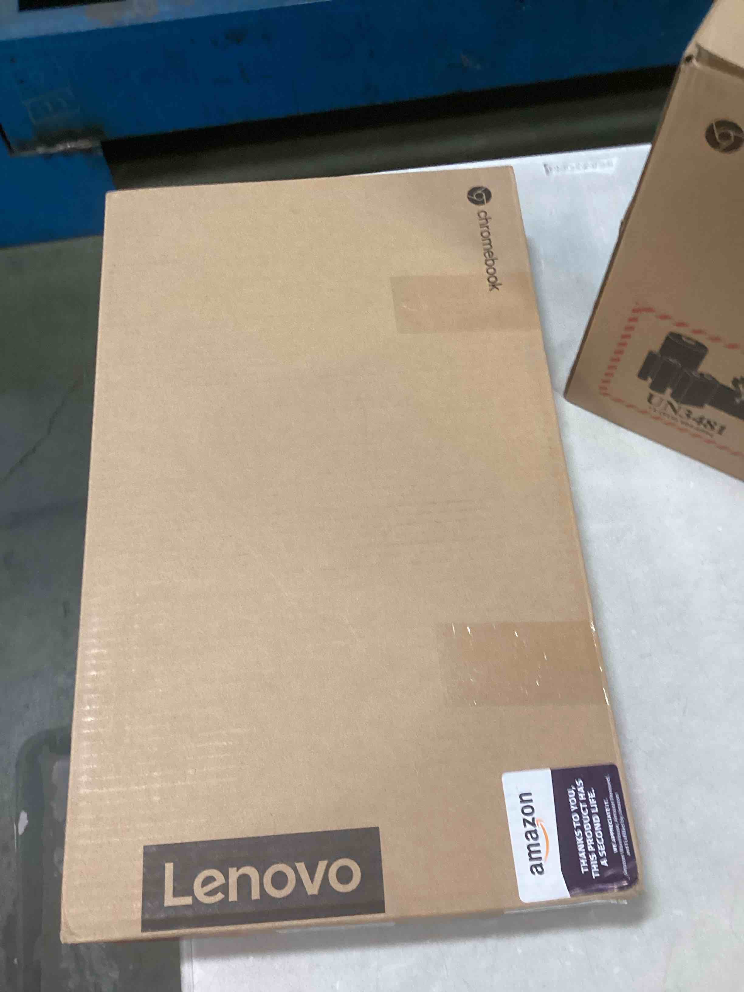 https://s3.amazonaws.com/lotting-images-prod/bidfta/PNK2102655_1739455830477.jpeg