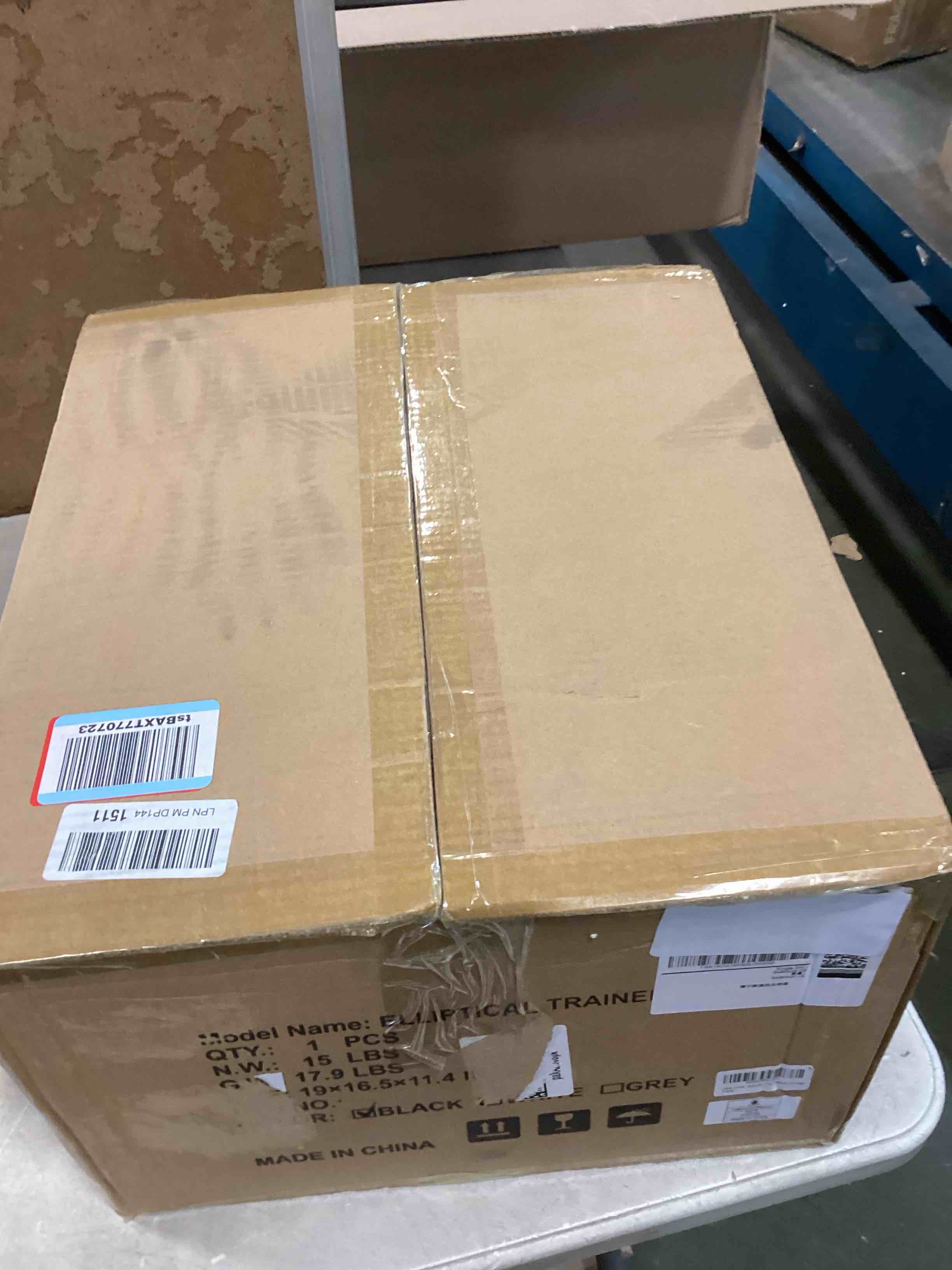 https://s3.amazonaws.com/lotting-images-prod/bidfta/PNK2103096_1739551193428.jpeg
