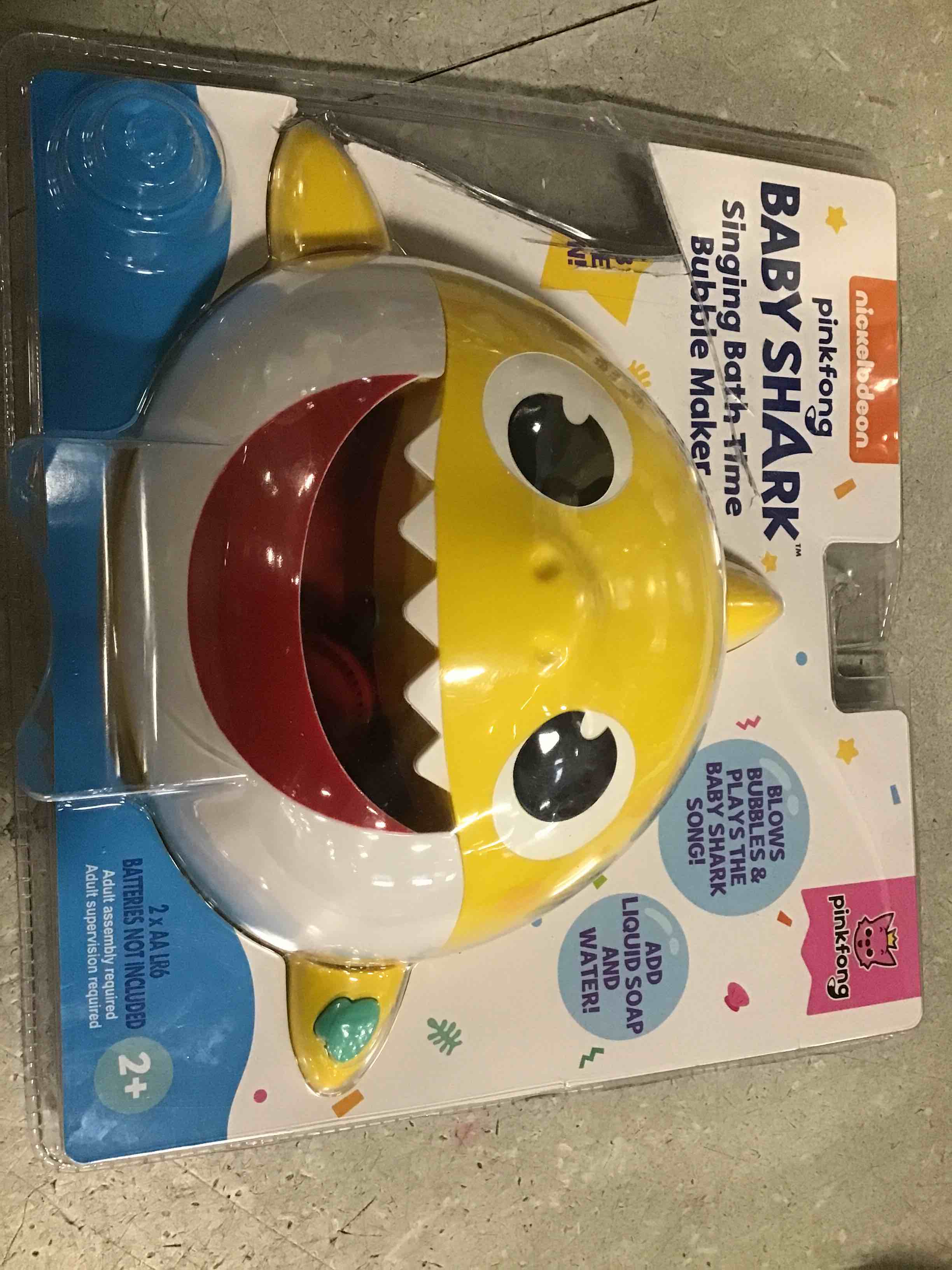 https://s3.amazonaws.com/lotting-images-prod/bidfta/PNK2104811_1739284691375.jpeg