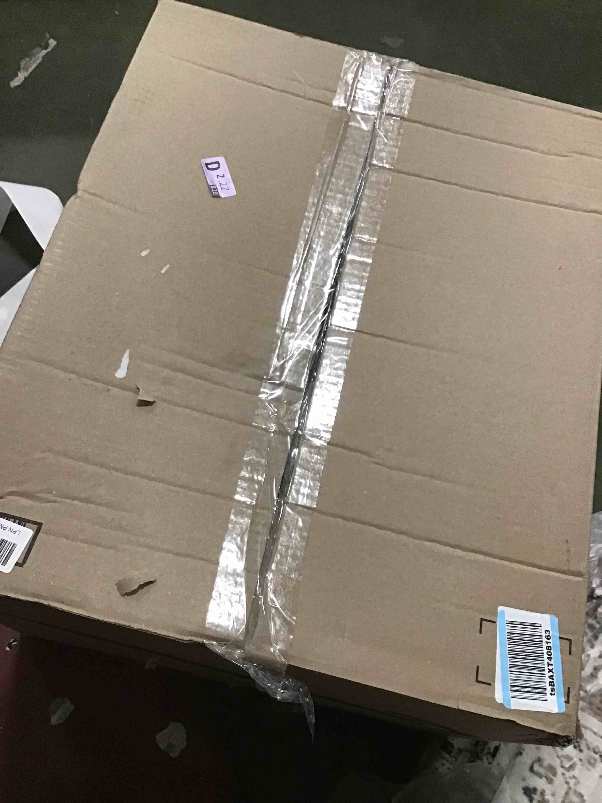 https://s3.amazonaws.com/lotting-images-prod/bidfta/PNK2104895_1739294708599.jpeg