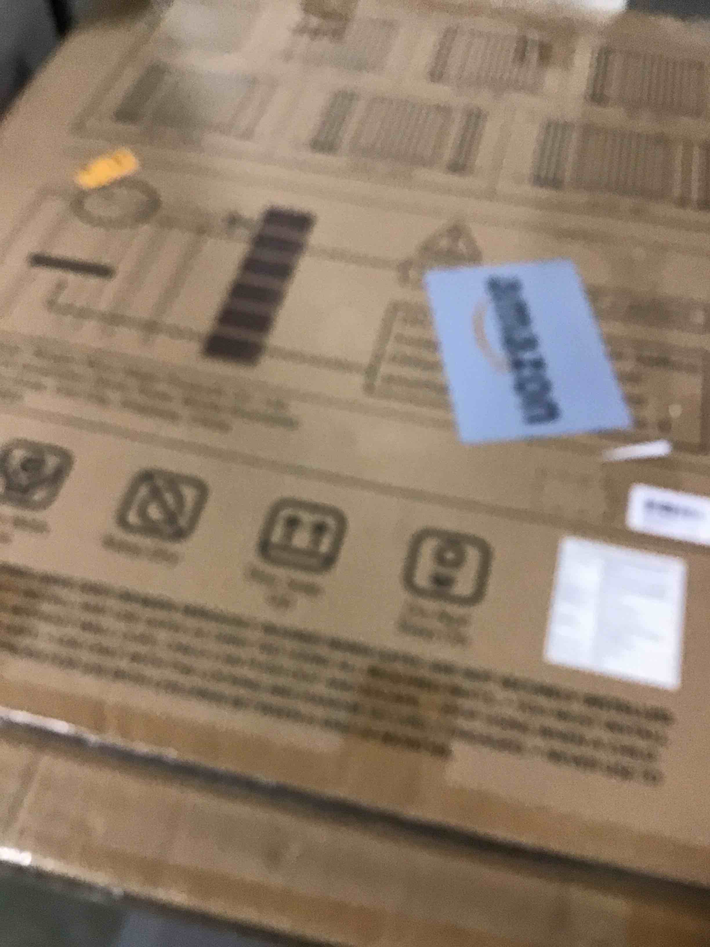 https://s3.amazonaws.com/lotting-images-prod/bidfta/PNK2105208_1739377521984.jpeg