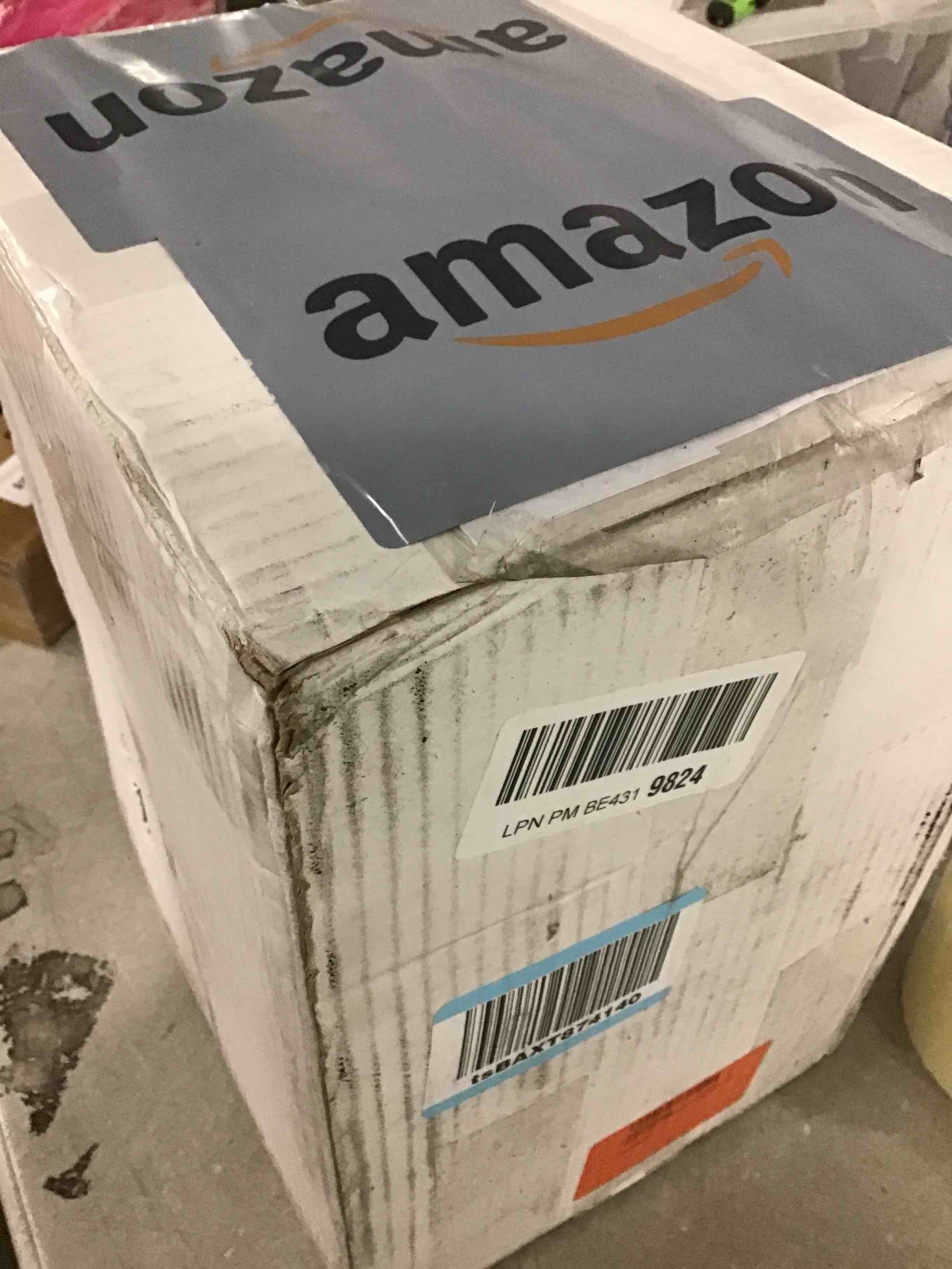 https://s3.amazonaws.com/lotting-images-prod/bidfta/PNK2105536_1739460182282.jpeg