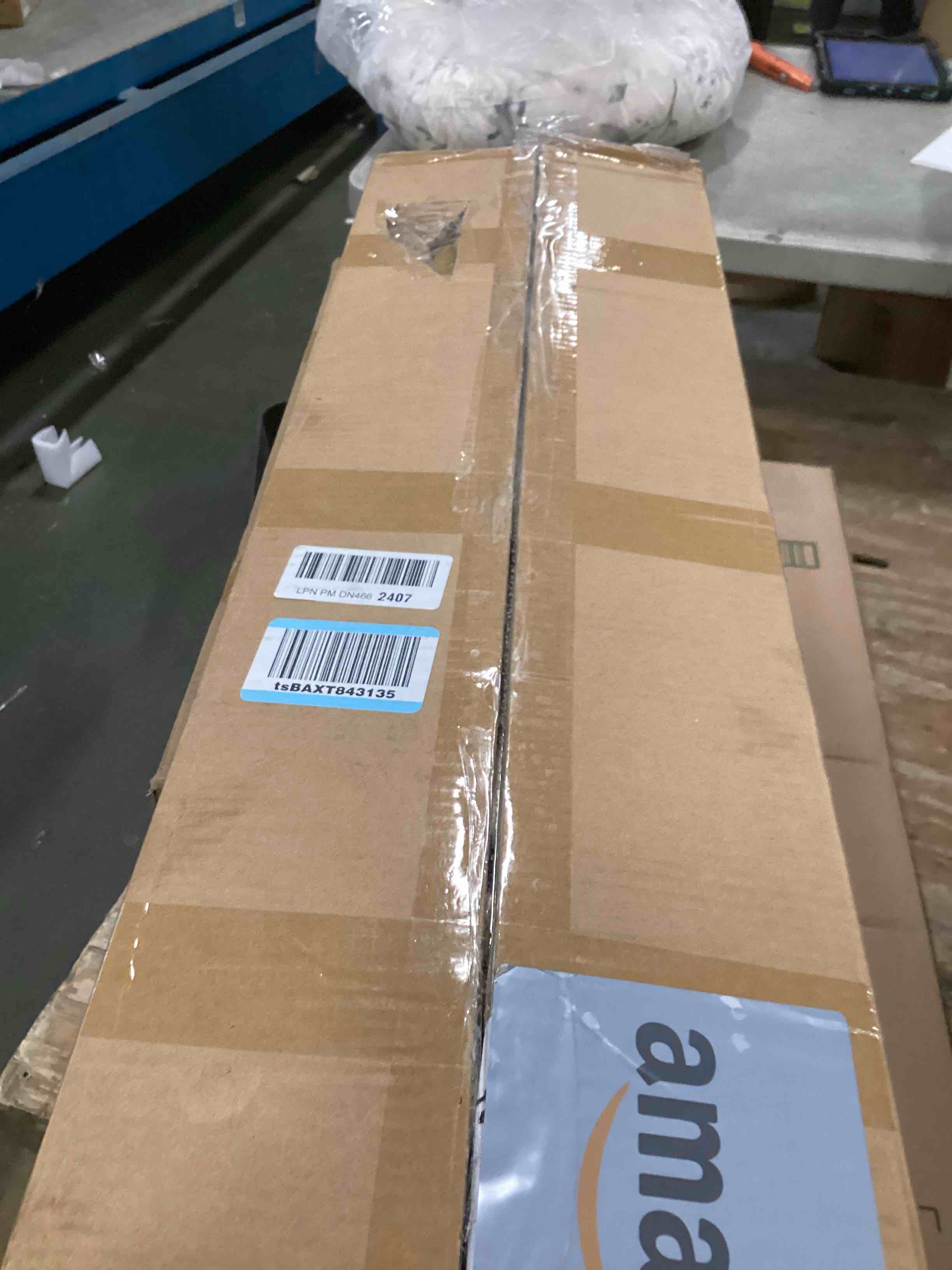 https://s3.amazonaws.com/lotting-images-prod/bidfta/PNK2107136_1738678840051.jpeg