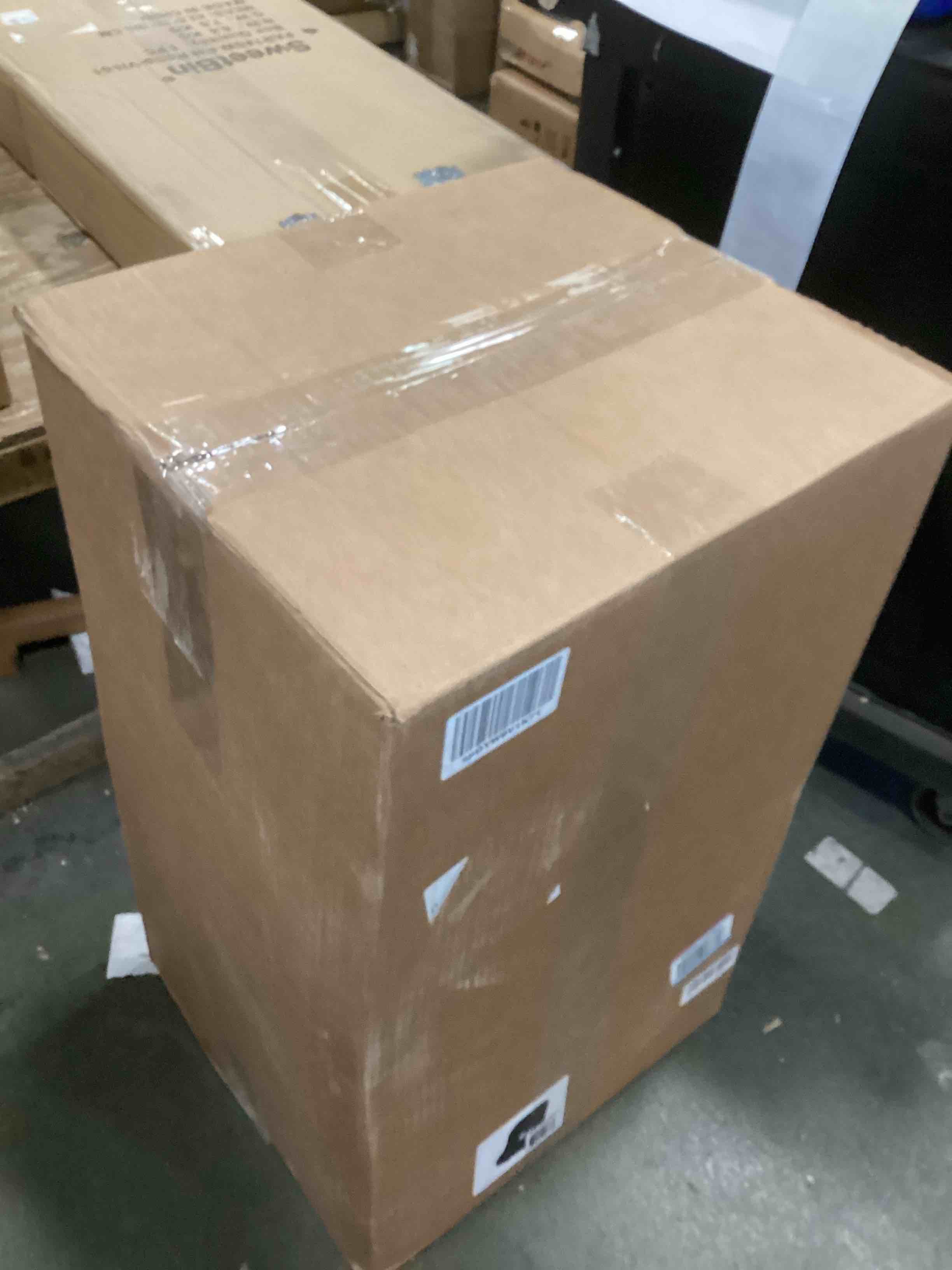 https://s3.amazonaws.com/lotting-images-prod/bidfta/PNK2108116_1739198313460.jpeg