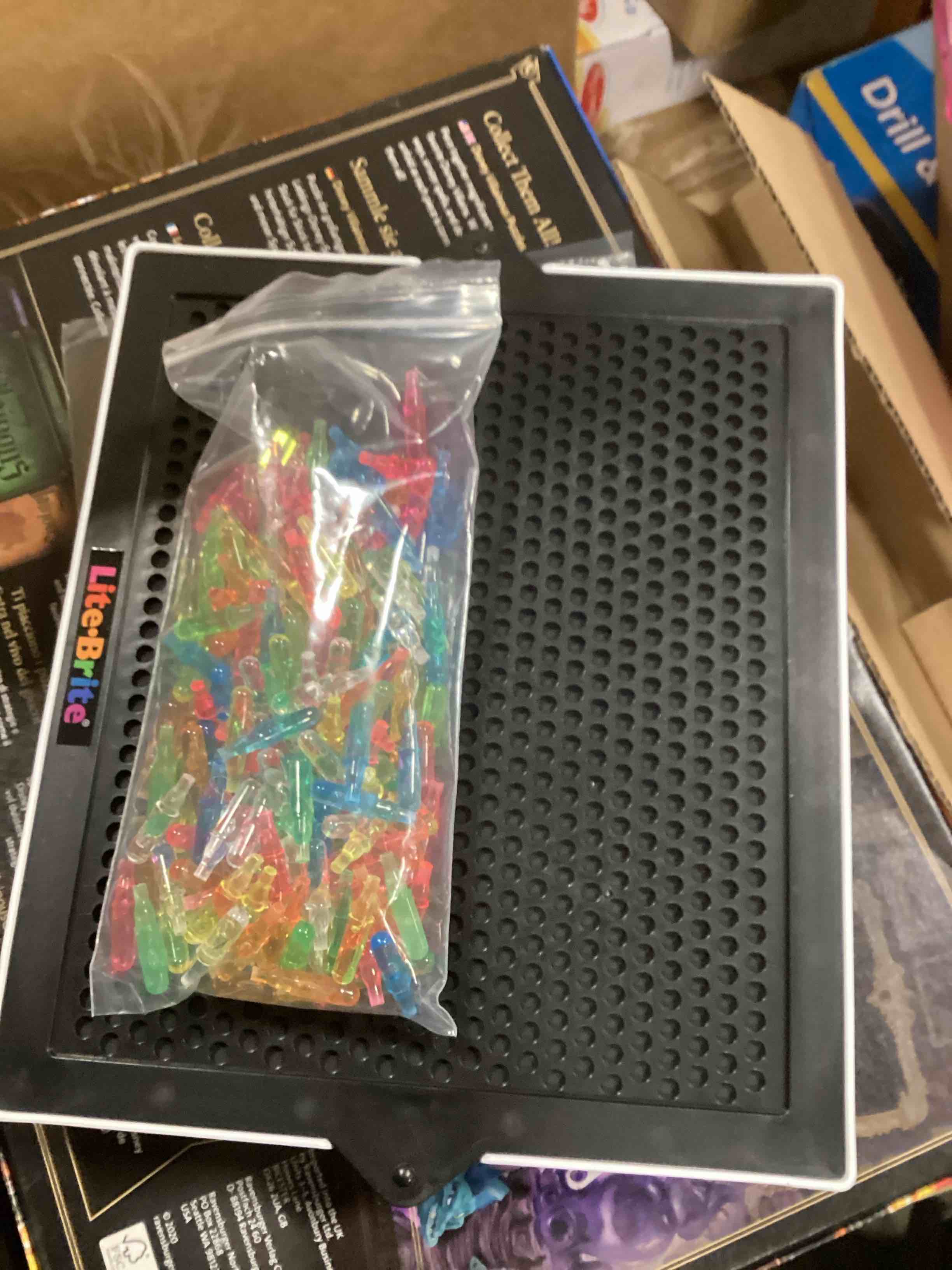 https://s3.amazonaws.com/lotting-images-prod/bidfta/PNK2108324_1739281394043.jpeg