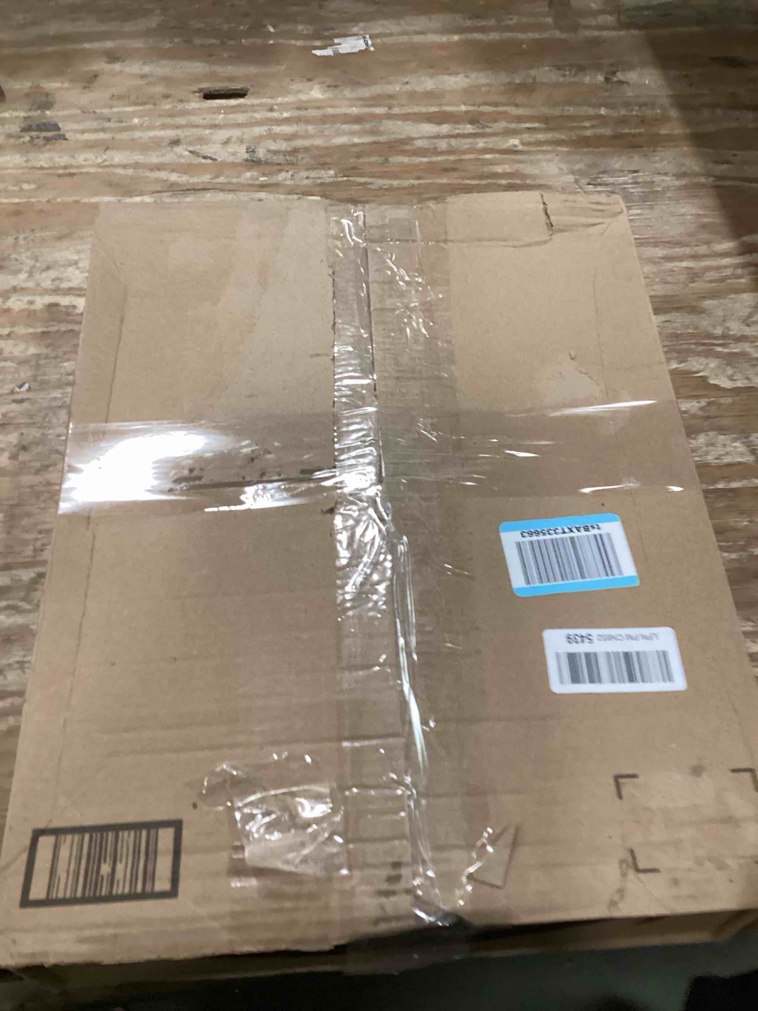 https://s3.amazonaws.com/lotting-images-prod/bidfta/PNK2108558_1739369383909.jpeg