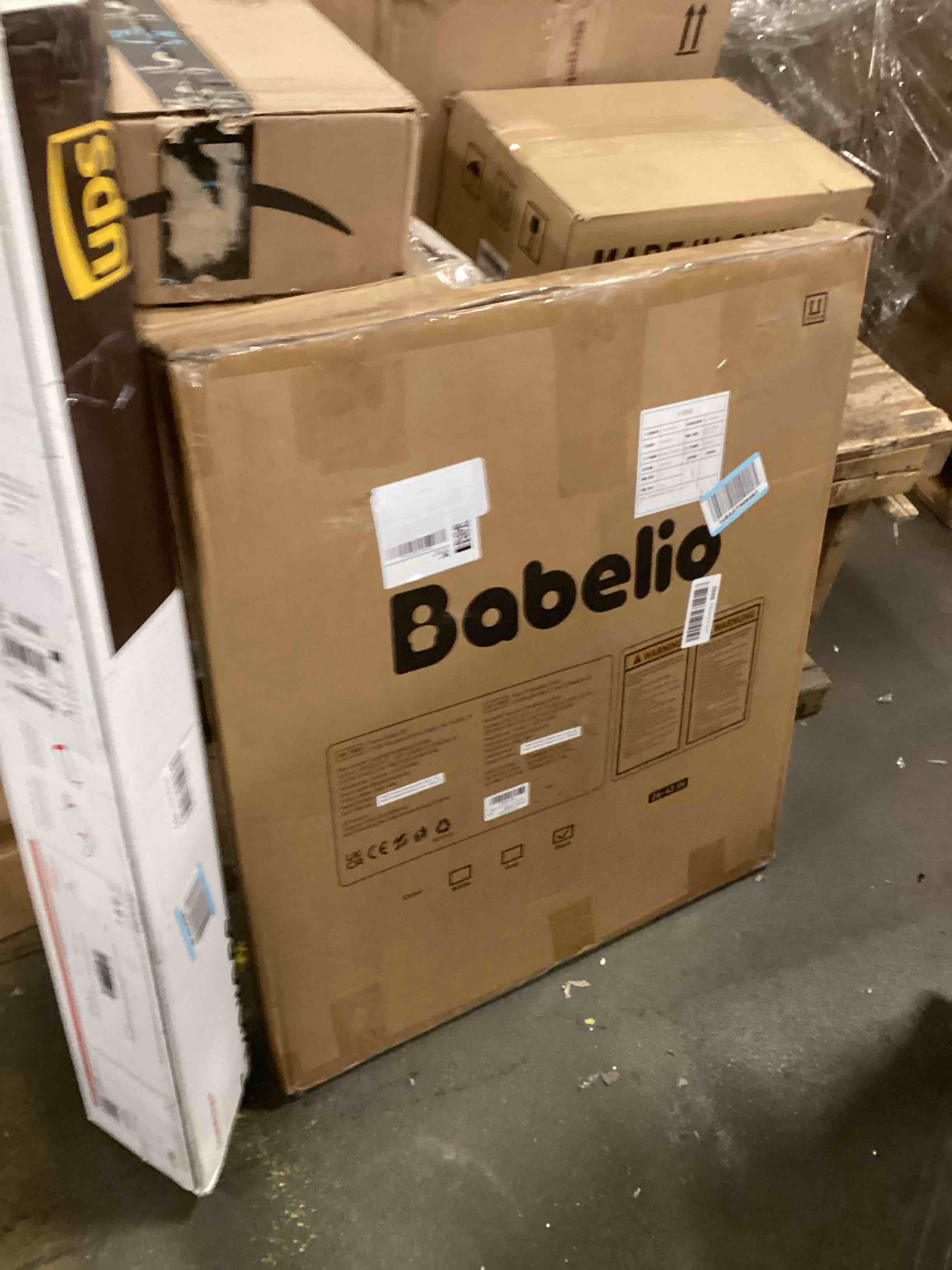 https://s3.amazonaws.com/lotting-images-prod/bidfta/PNK2108605_1739377051580.jpeg
