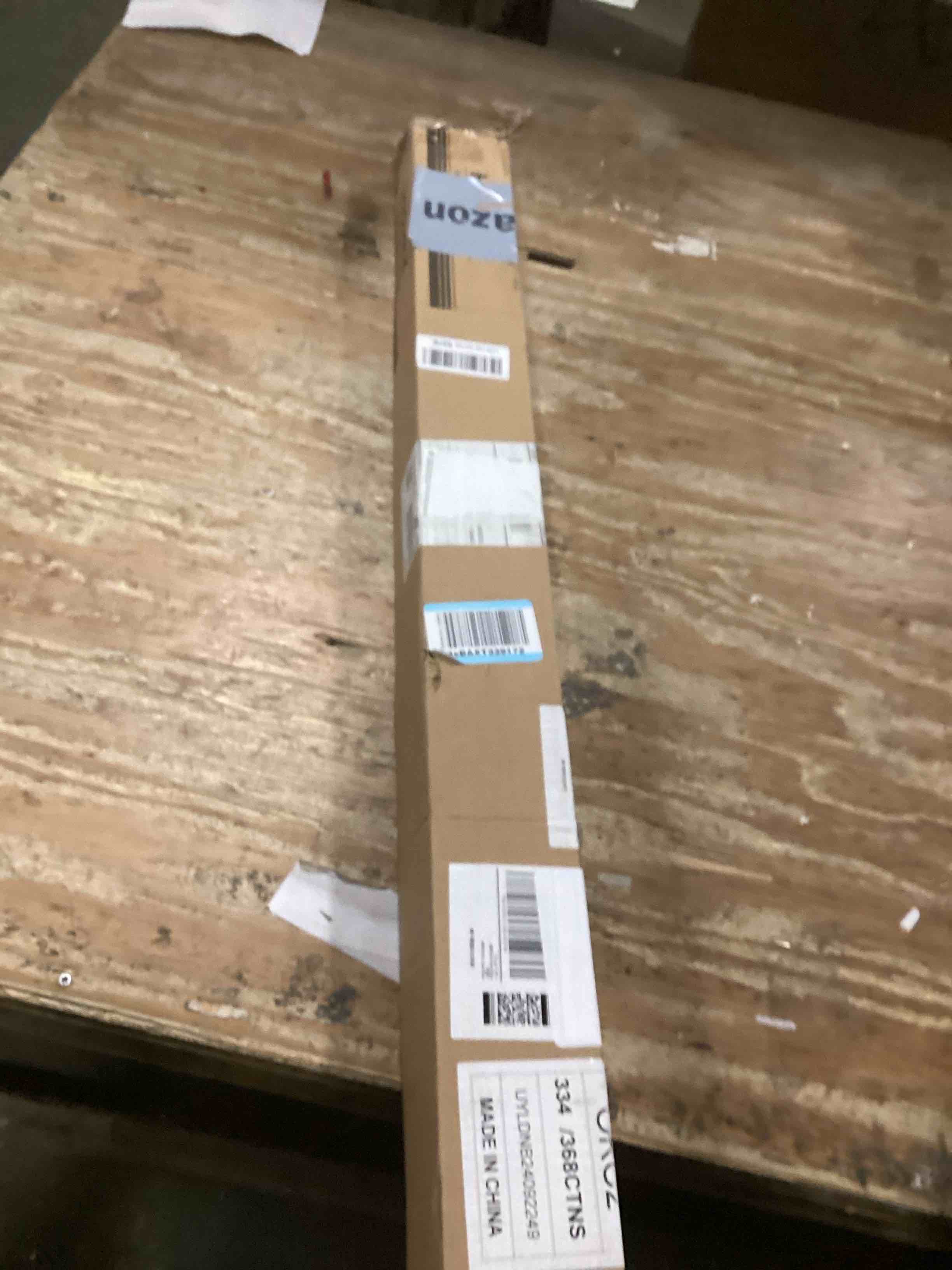https://s3.amazonaws.com/lotting-images-prod/bidfta/PNK2108812_1739454512910.jpeg