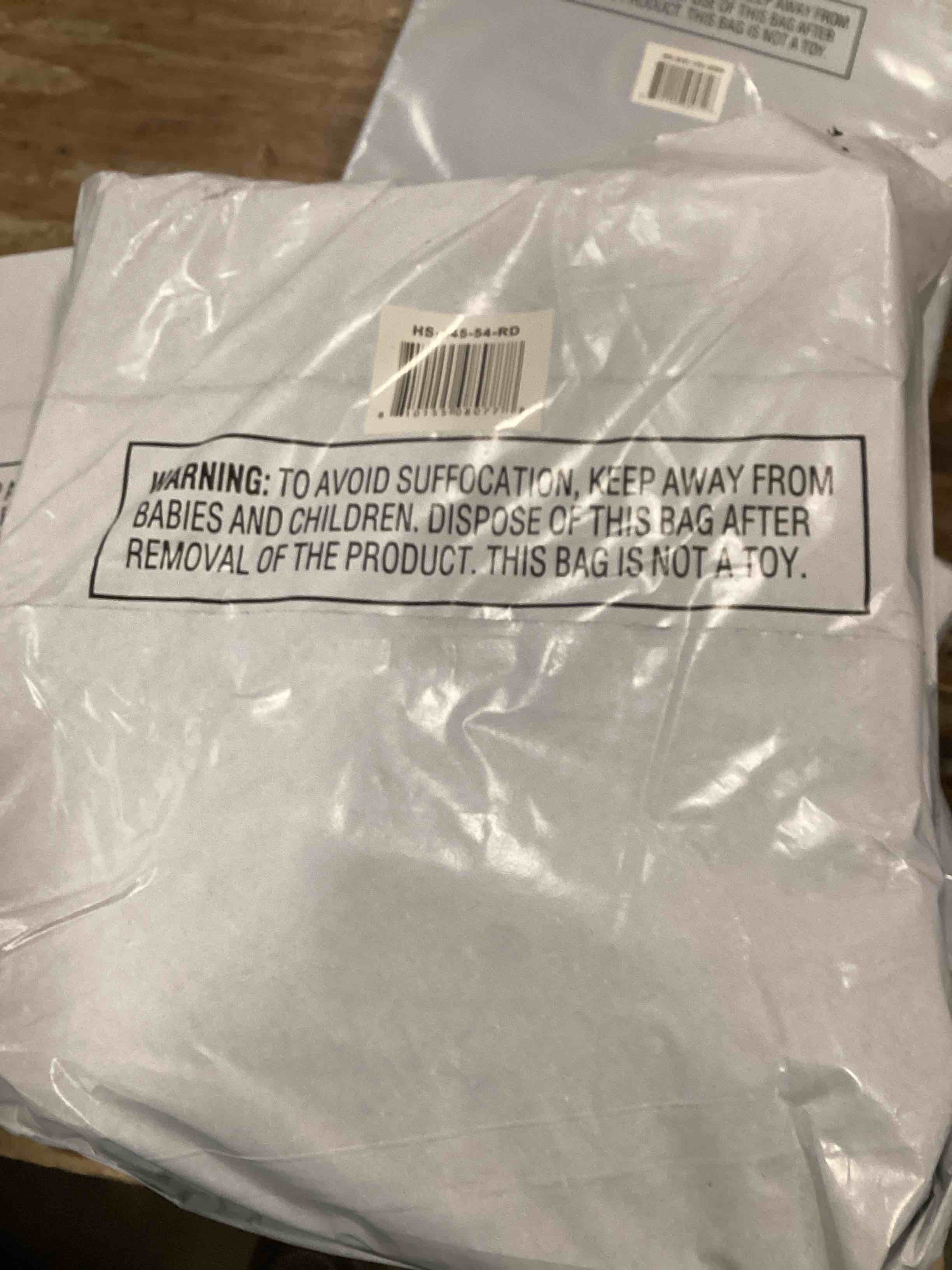 https://s3.amazonaws.com/lotting-images-prod/bidfta/PNK2109118_1739540718321.jpeg