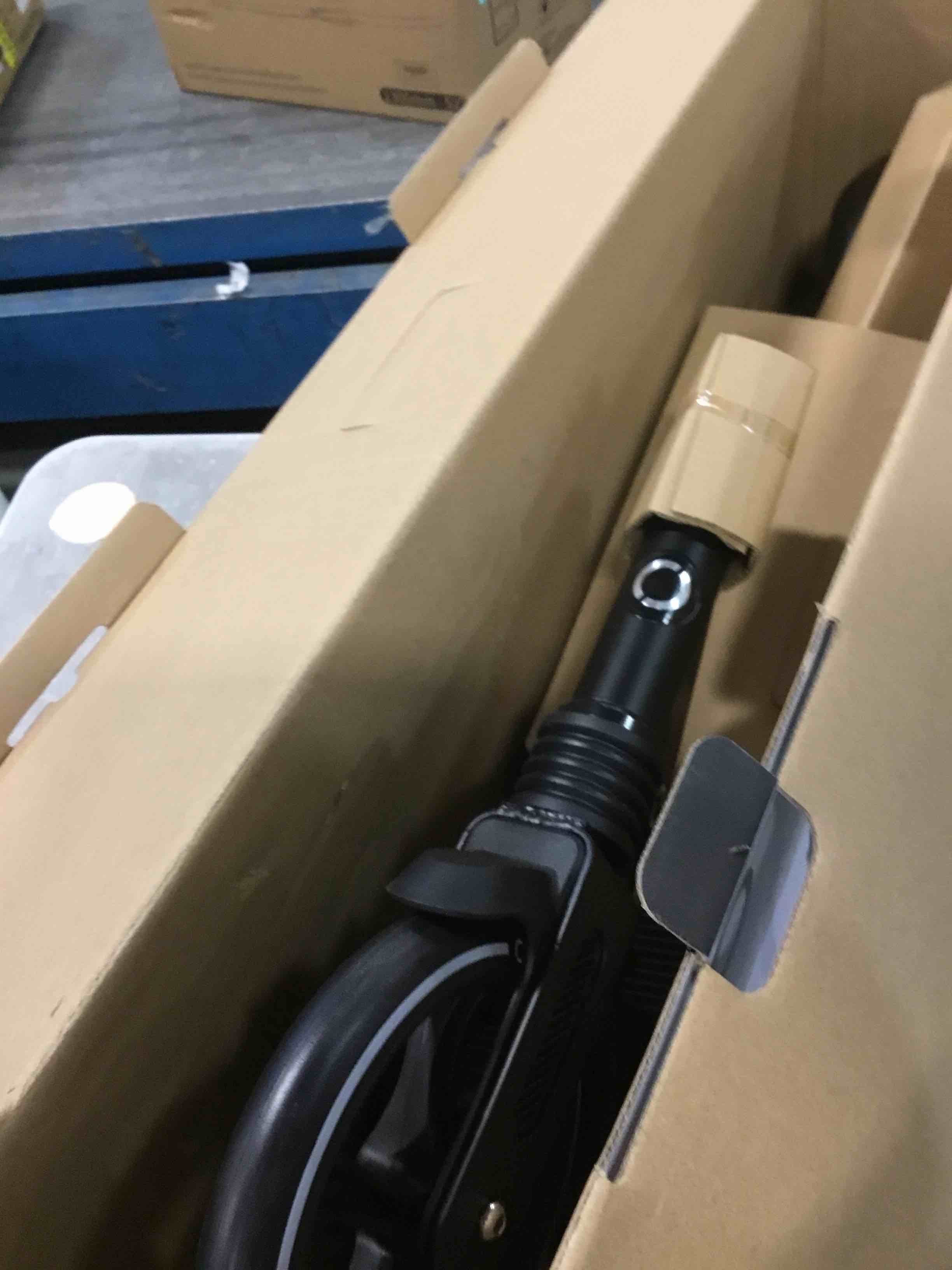 https://s3.amazonaws.com/lotting-images-prod/bidfta/PNK2110371_1739453572285.jpeg