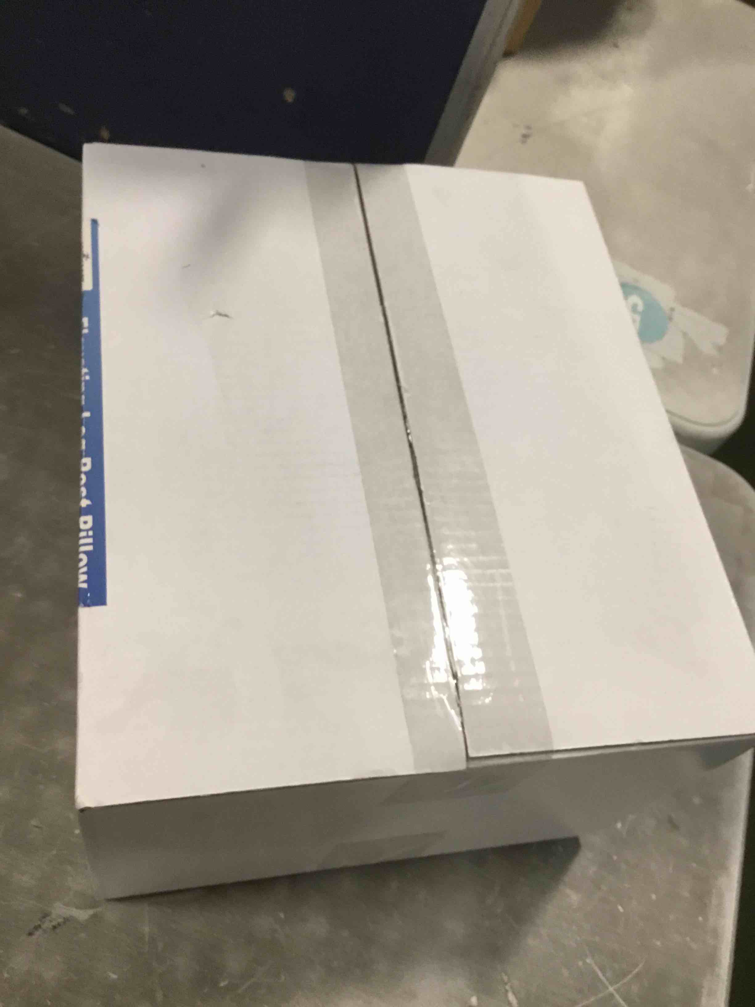 https://s3.amazonaws.com/lotting-images-prod/bidfta/PNK2110402_1739456592792.jpeg