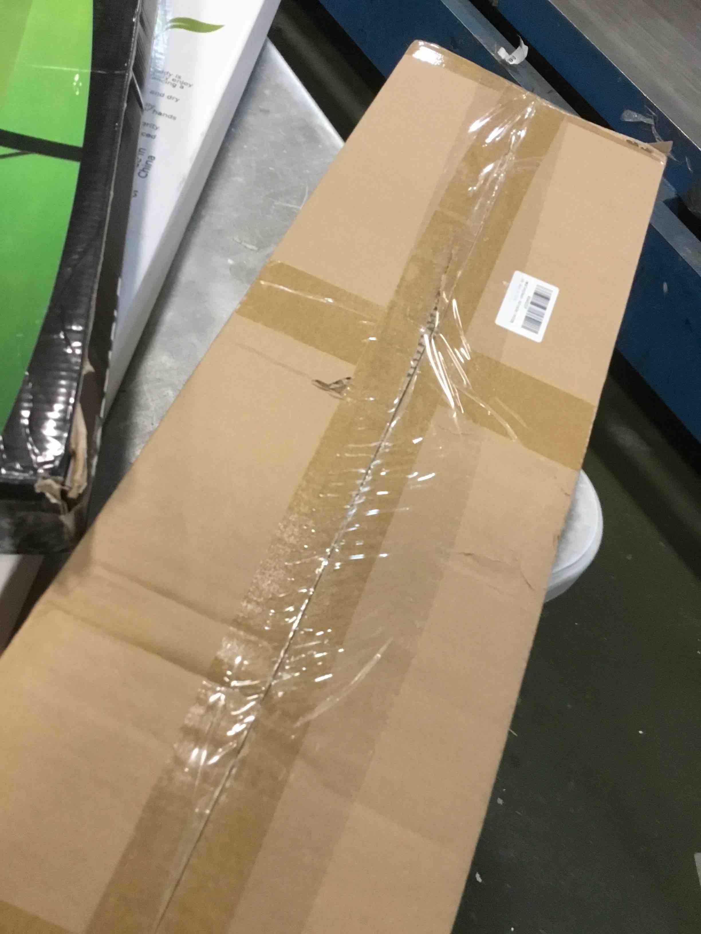 https://s3.amazonaws.com/lotting-images-prod/bidfta/PNK2110490_1739465652468.jpeg