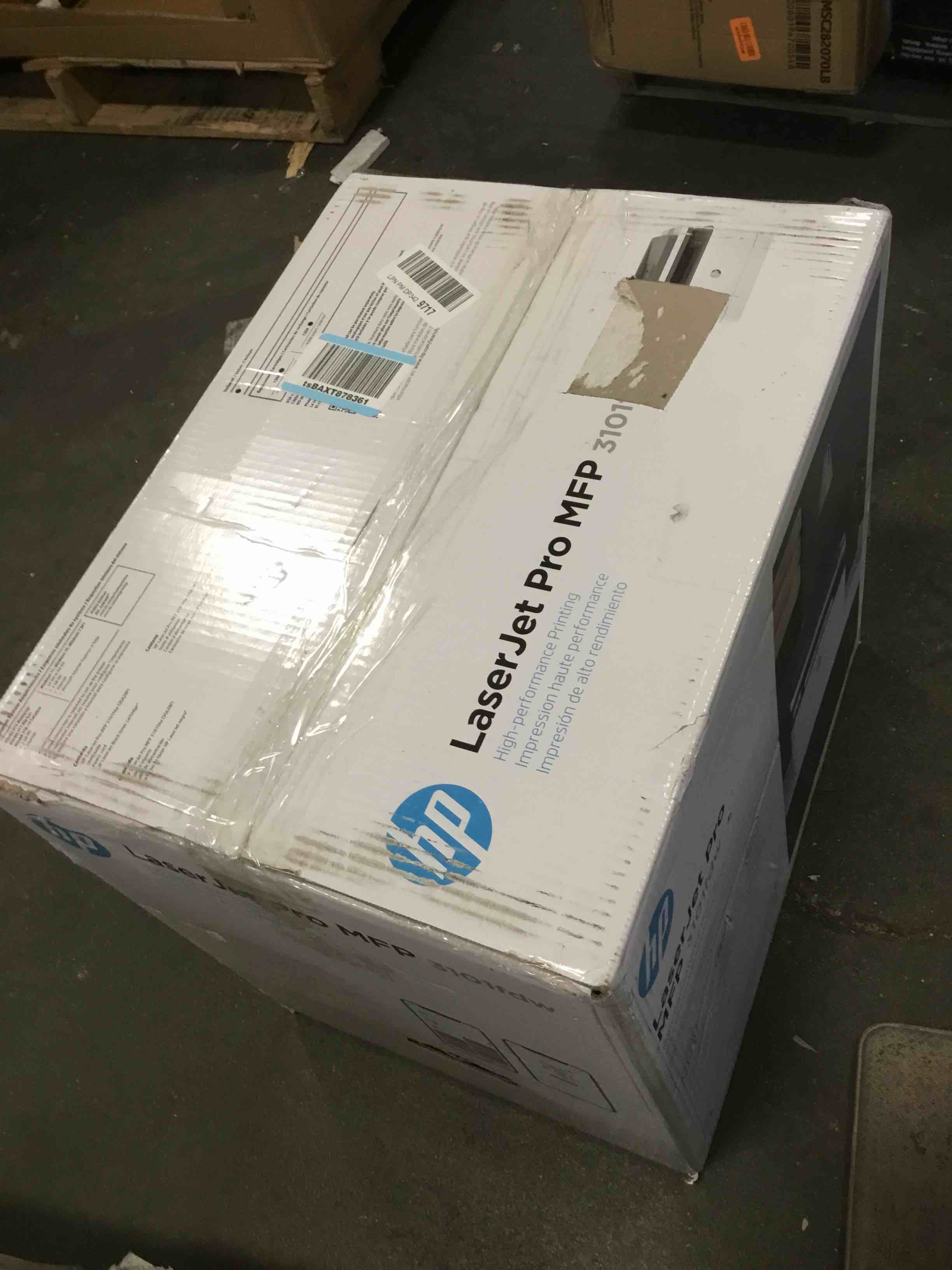 https://s3.amazonaws.com/lotting-images-prod/bidfta/PNK2110986_1739809773662.jpeg