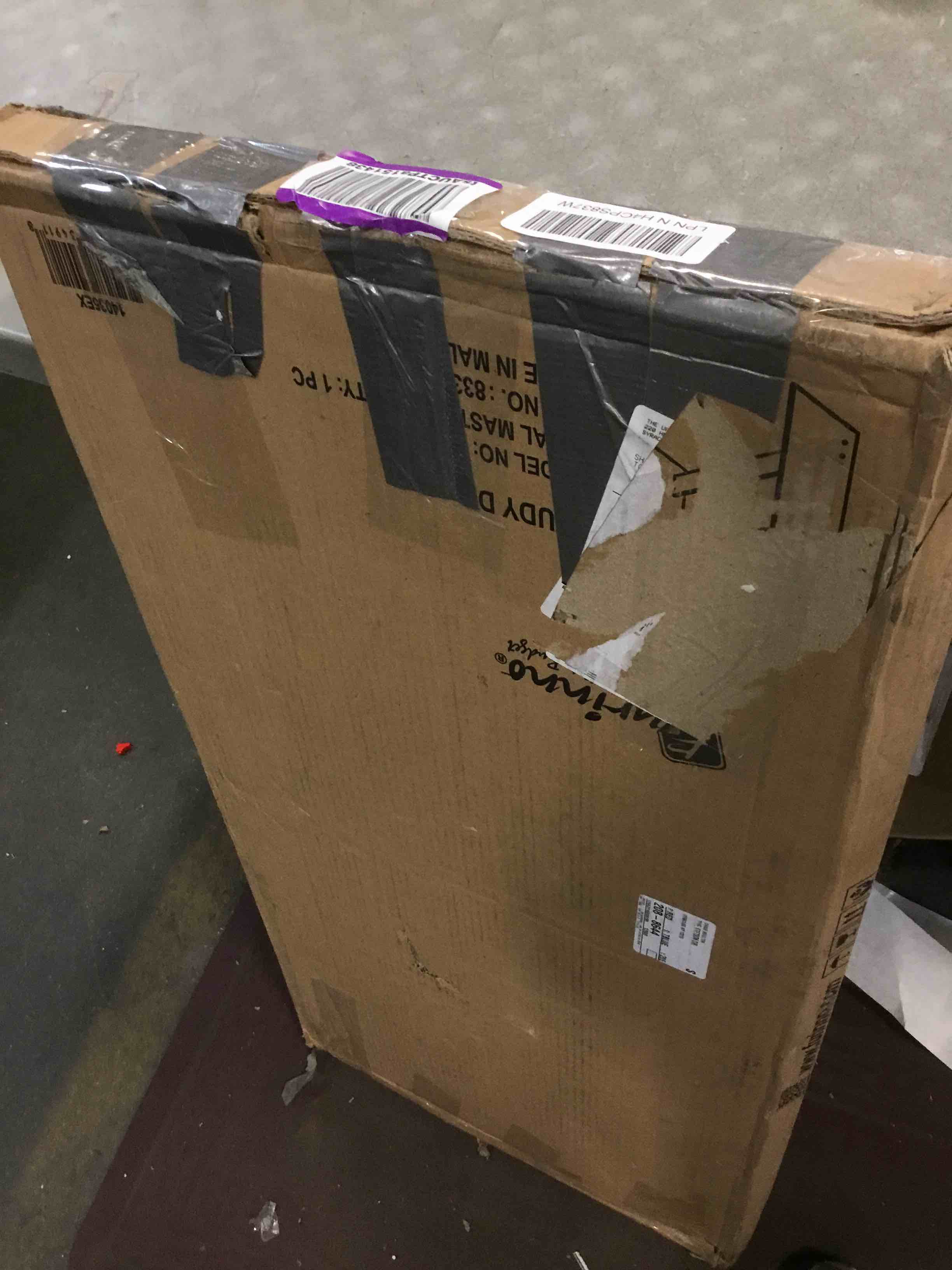 https://s3.amazonaws.com/lotting-images-prod/bidfta/PNK2111433_1739898271784.jpeg