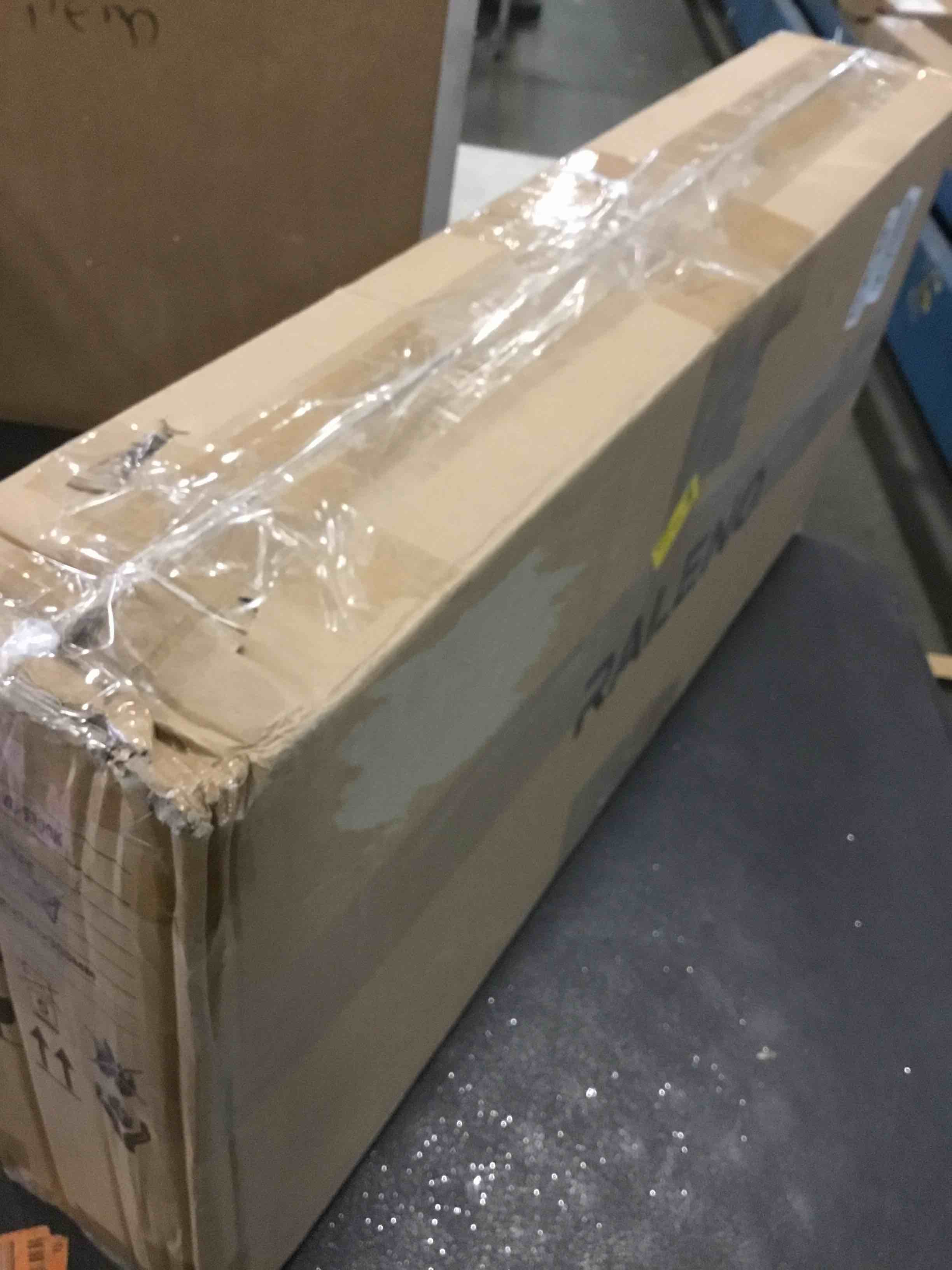 https://s3.amazonaws.com/lotting-images-prod/bidfta/PNK2111608_1739976761556.jpeg