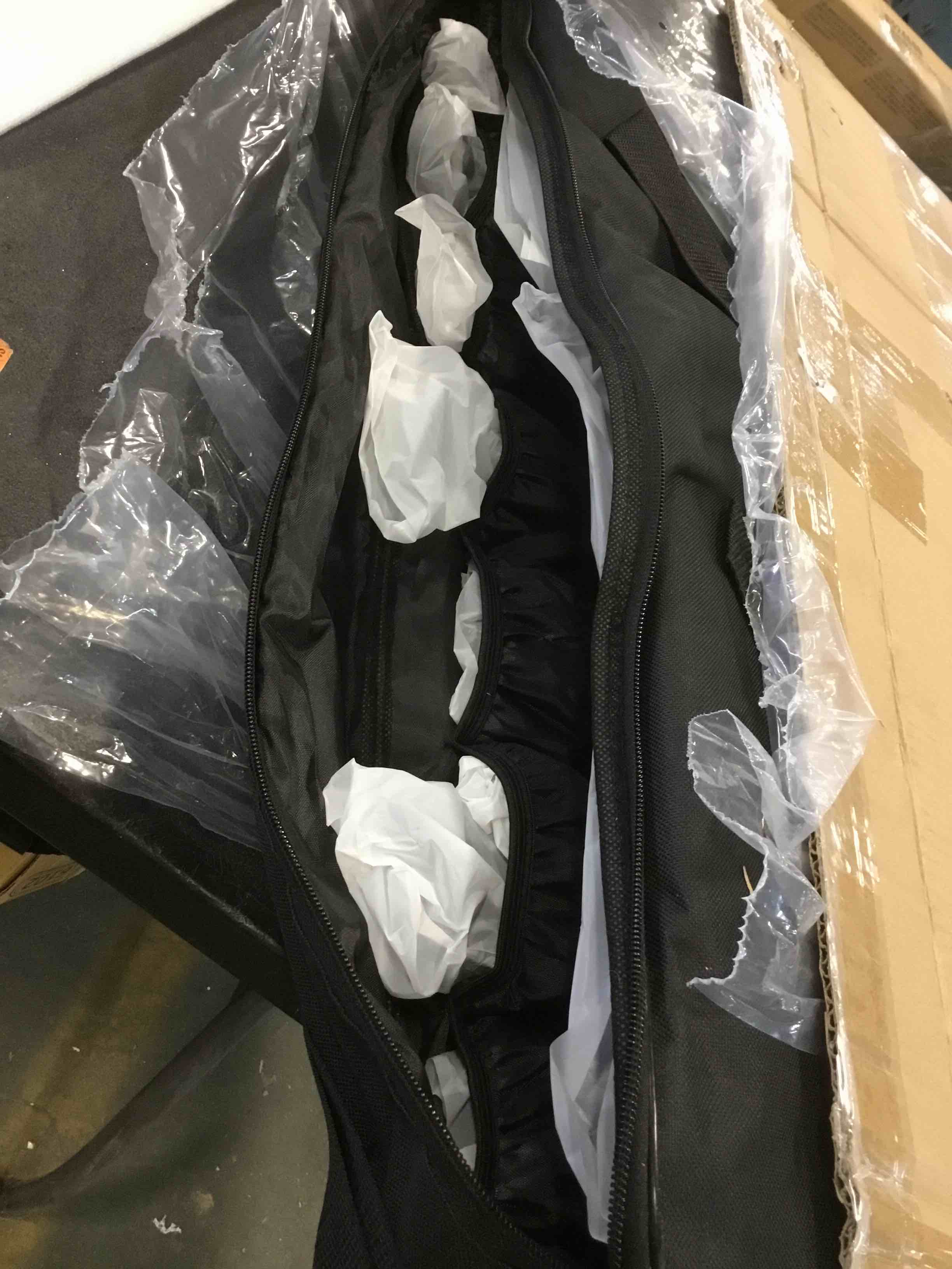 https://s3.amazonaws.com/lotting-images-prod/bidfta/PNK2111608_1739976807411.jpeg