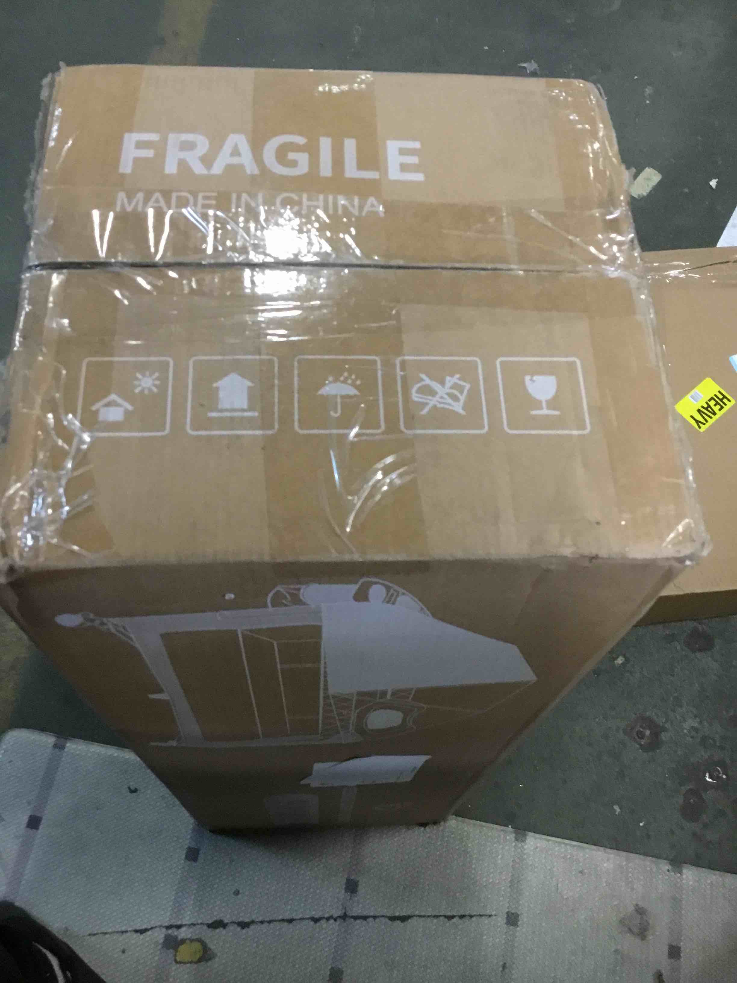 https://s3.amazonaws.com/lotting-images-prod/bidfta/PNK2111658_1739983997600.jpeg