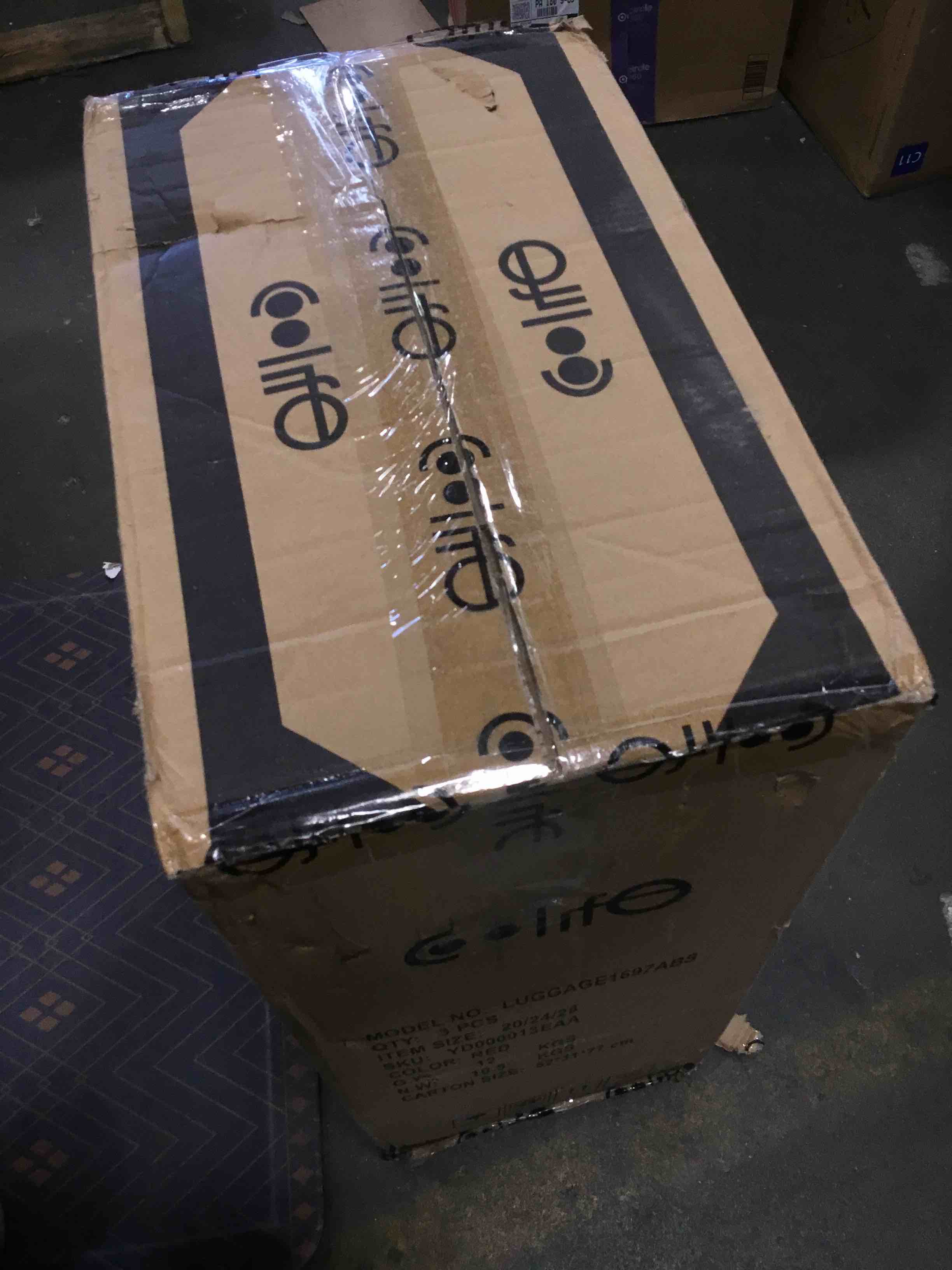 https://s3.amazonaws.com/lotting-images-prod/bidfta/PNK2111954_1740065696389.jpeg