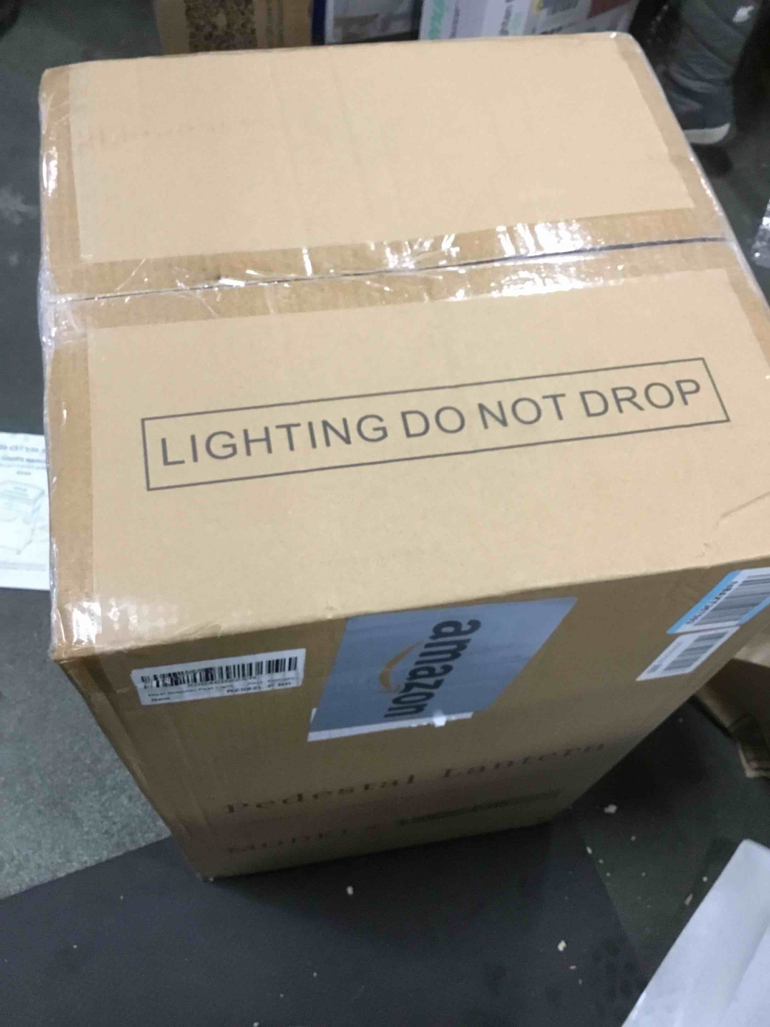 https://s3.amazonaws.com/lotting-images-prod/bidfta/PNK2112212_1740154735014.jpeg