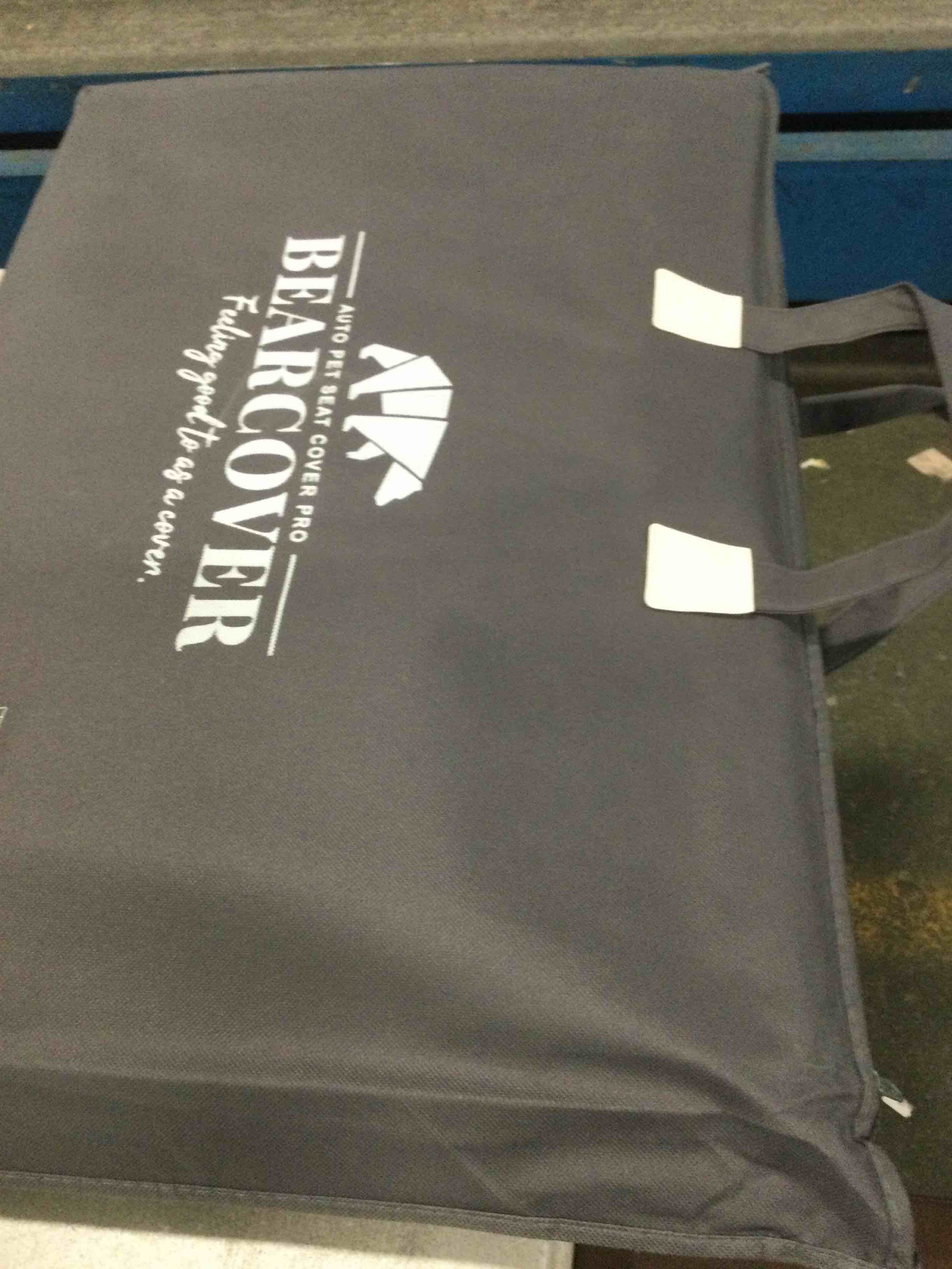 https://s3.amazonaws.com/lotting-images-prod/bidfta/PNK2113089_1738779664622.jpeg