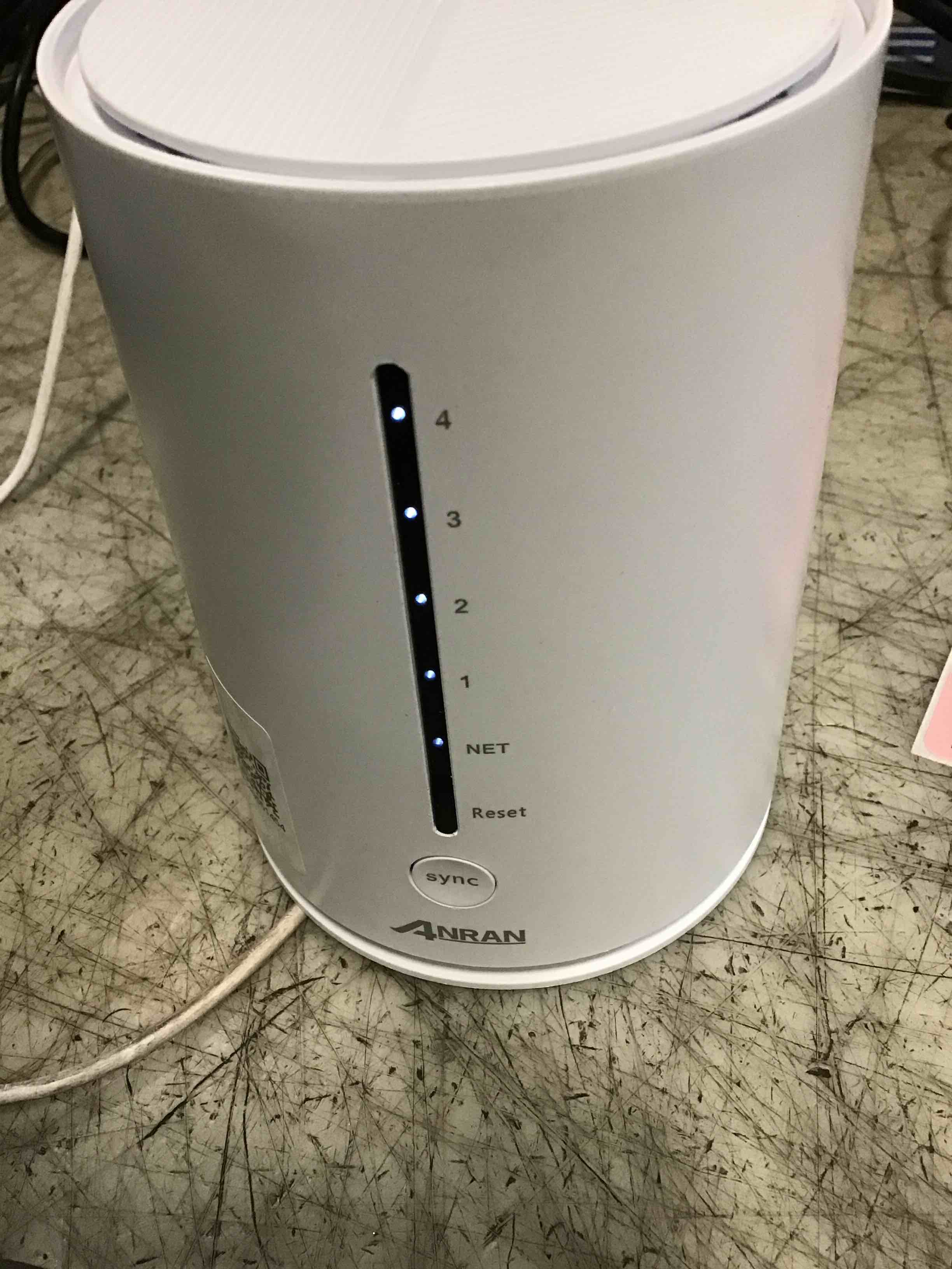 https://s3.amazonaws.com/lotting-images-prod/bidfta/PNK2113203_1738957037865.jpeg