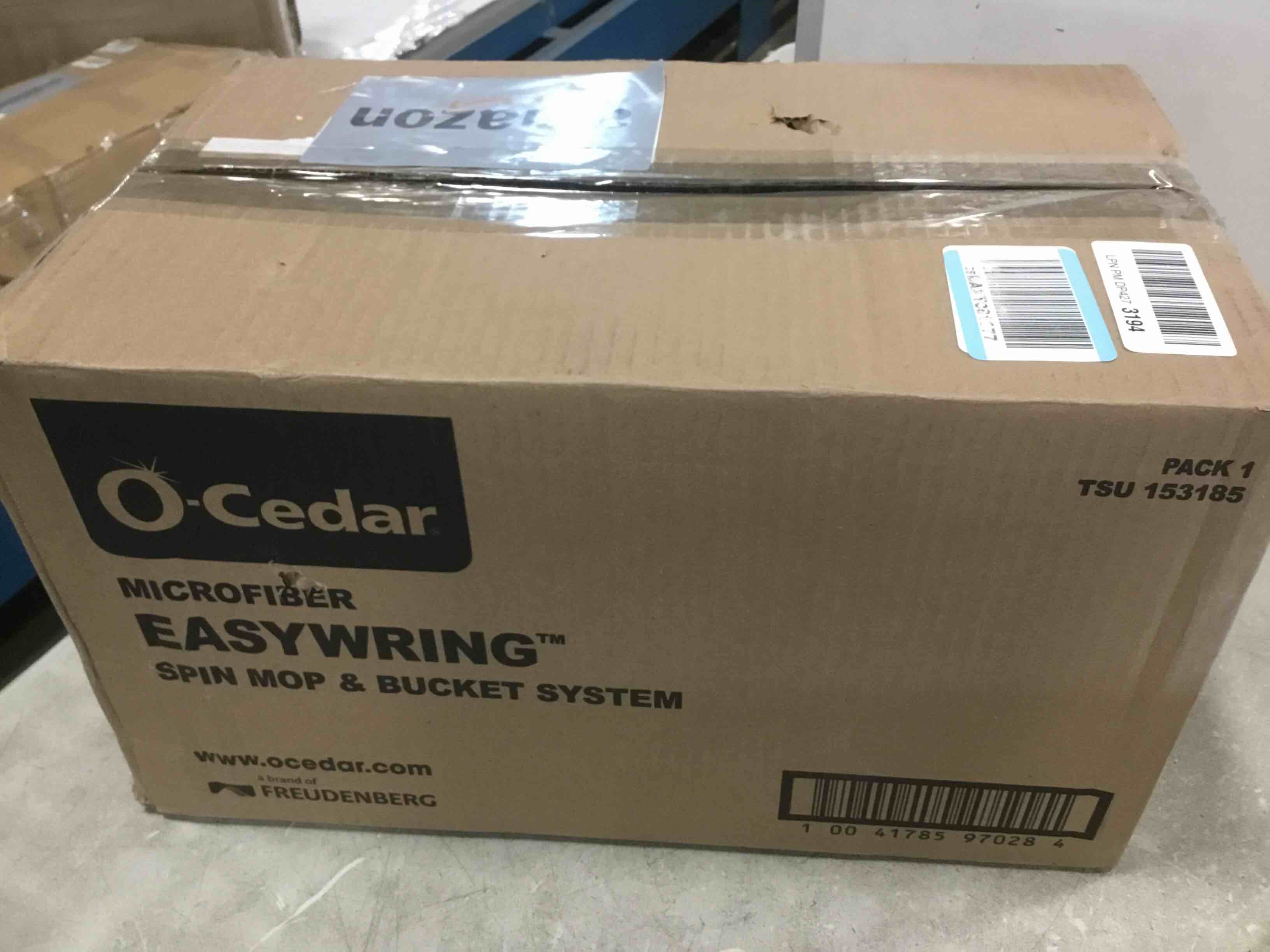 https://s3.amazonaws.com/lotting-images-prod/bidfta/PNK2113209_1738942335836.jpeg