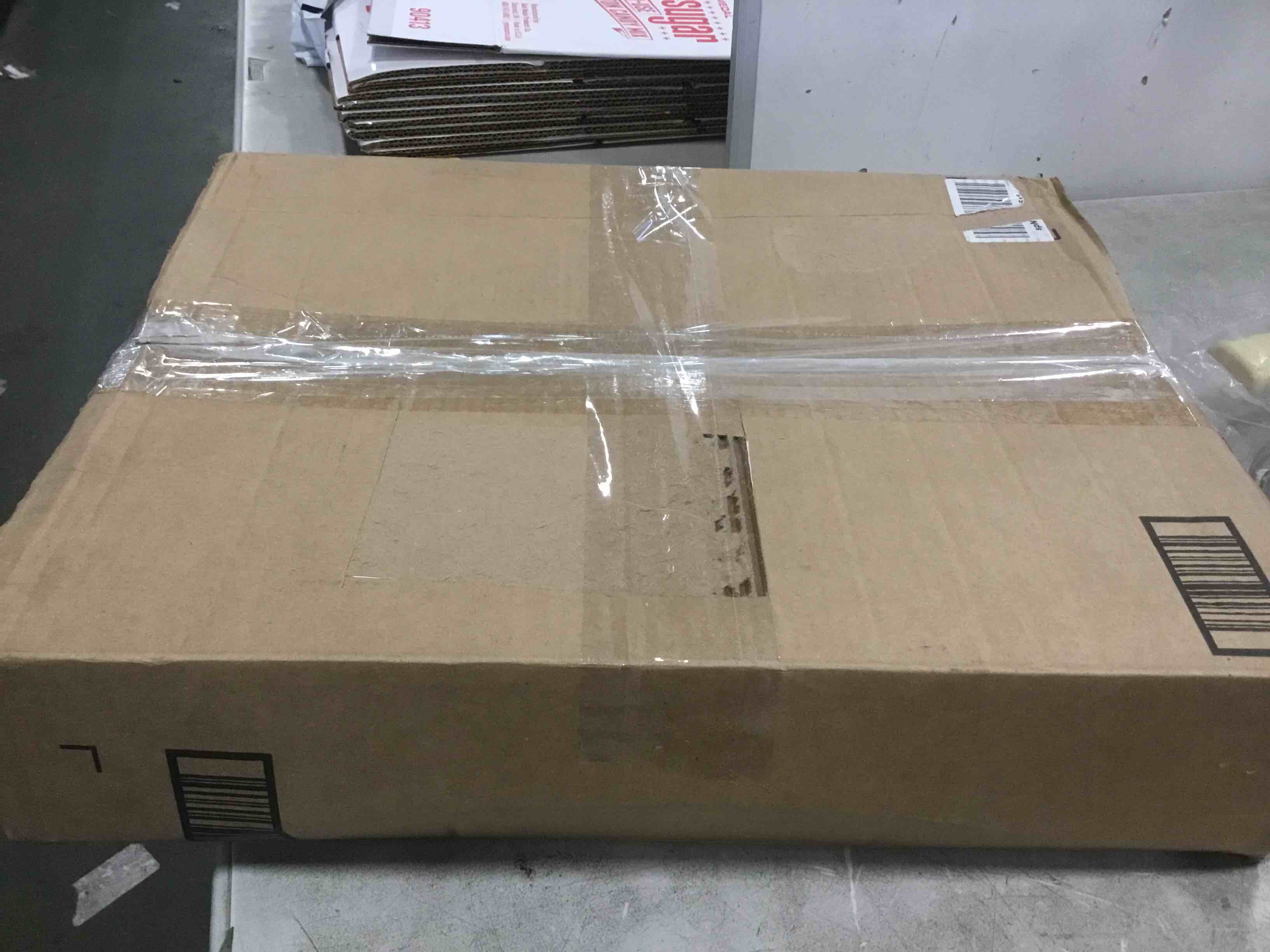 https://s3.amazonaws.com/lotting-images-prod/bidfta/PNK2113306_1738956148472.jpeg