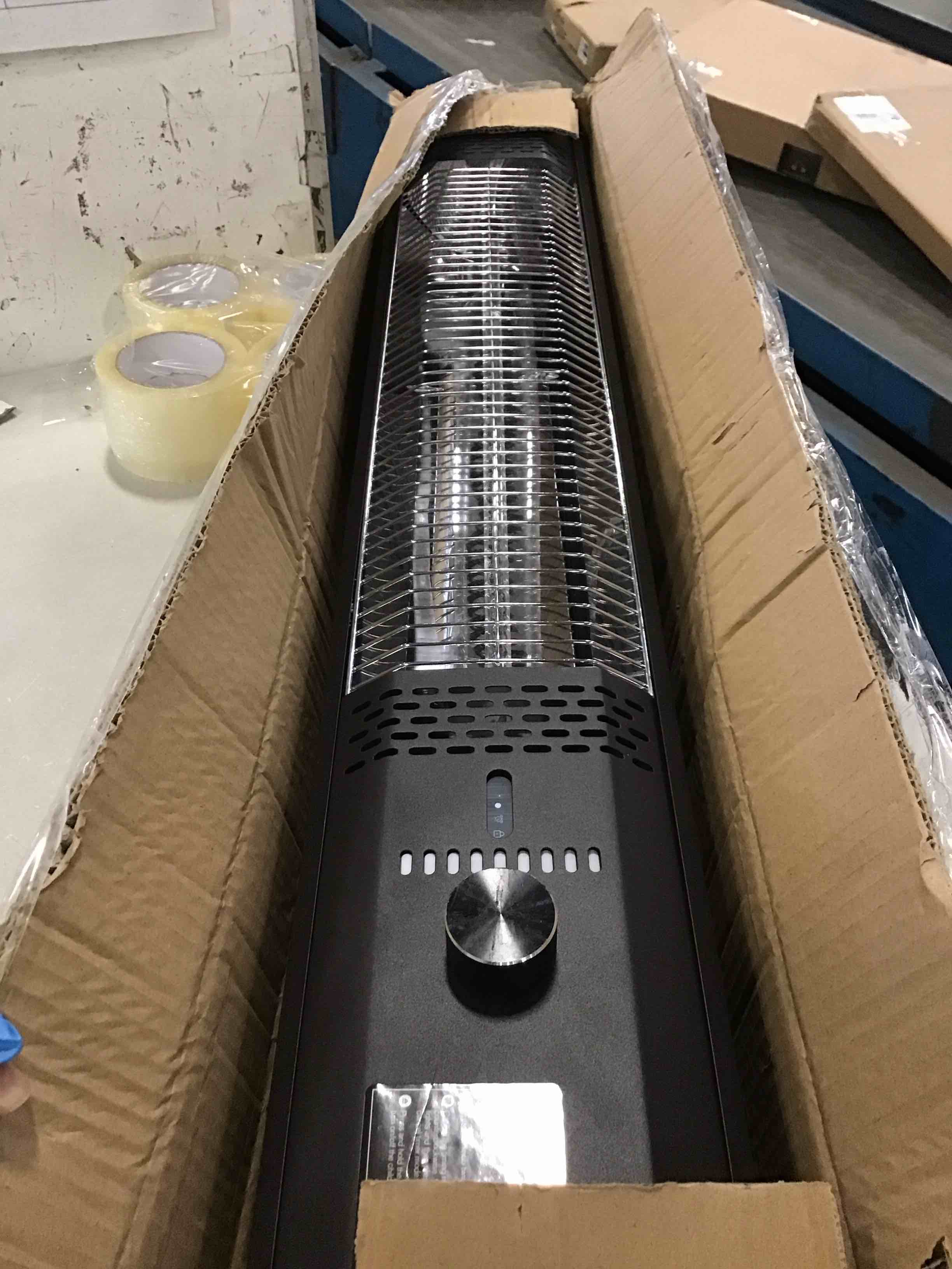 https://s3.amazonaws.com/lotting-images-prod/bidfta/PNK2116142_1738946129390.jpeg