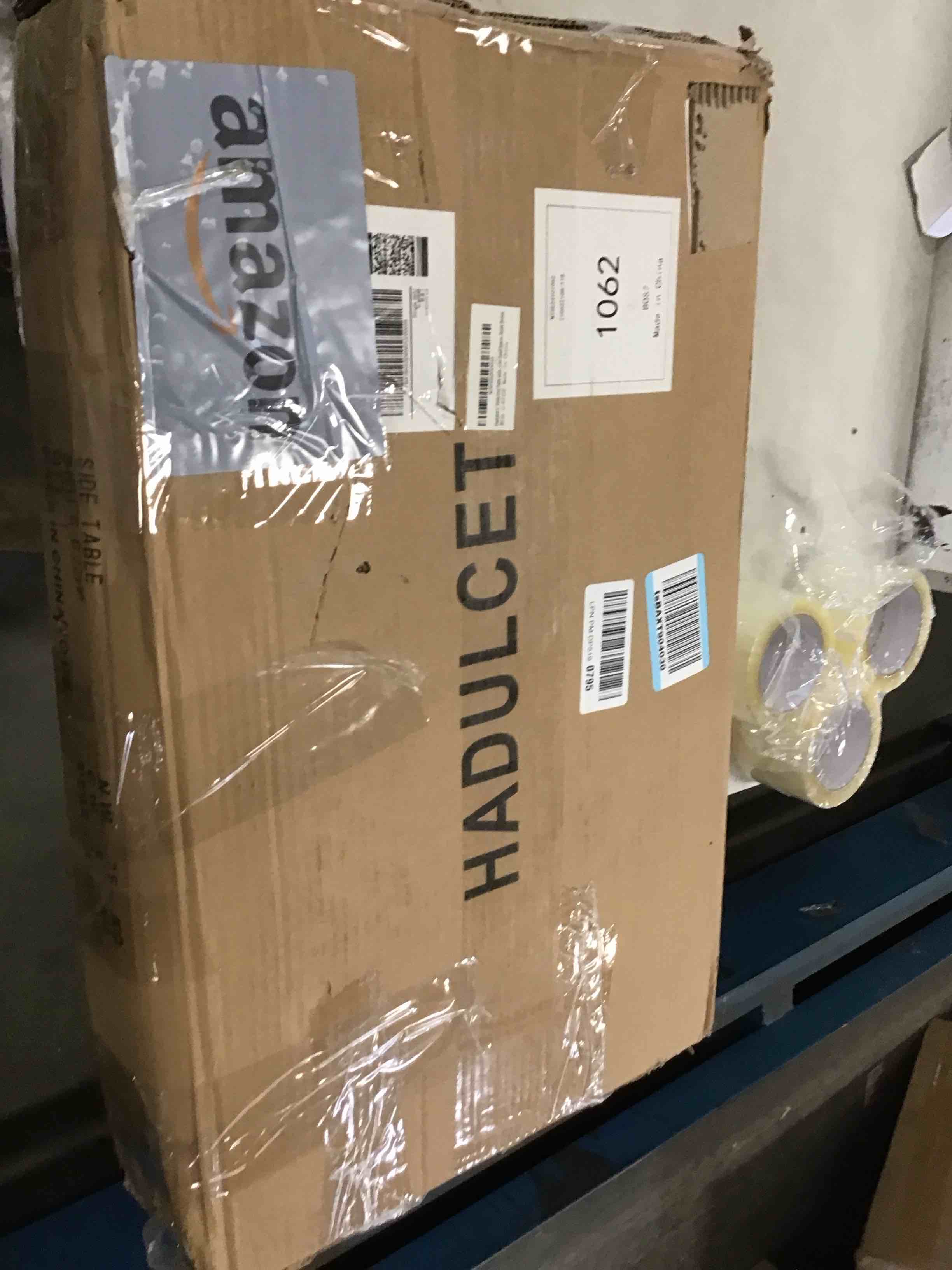 https://s3.amazonaws.com/lotting-images-prod/bidfta/PNK2116151_1738947330957.jpeg