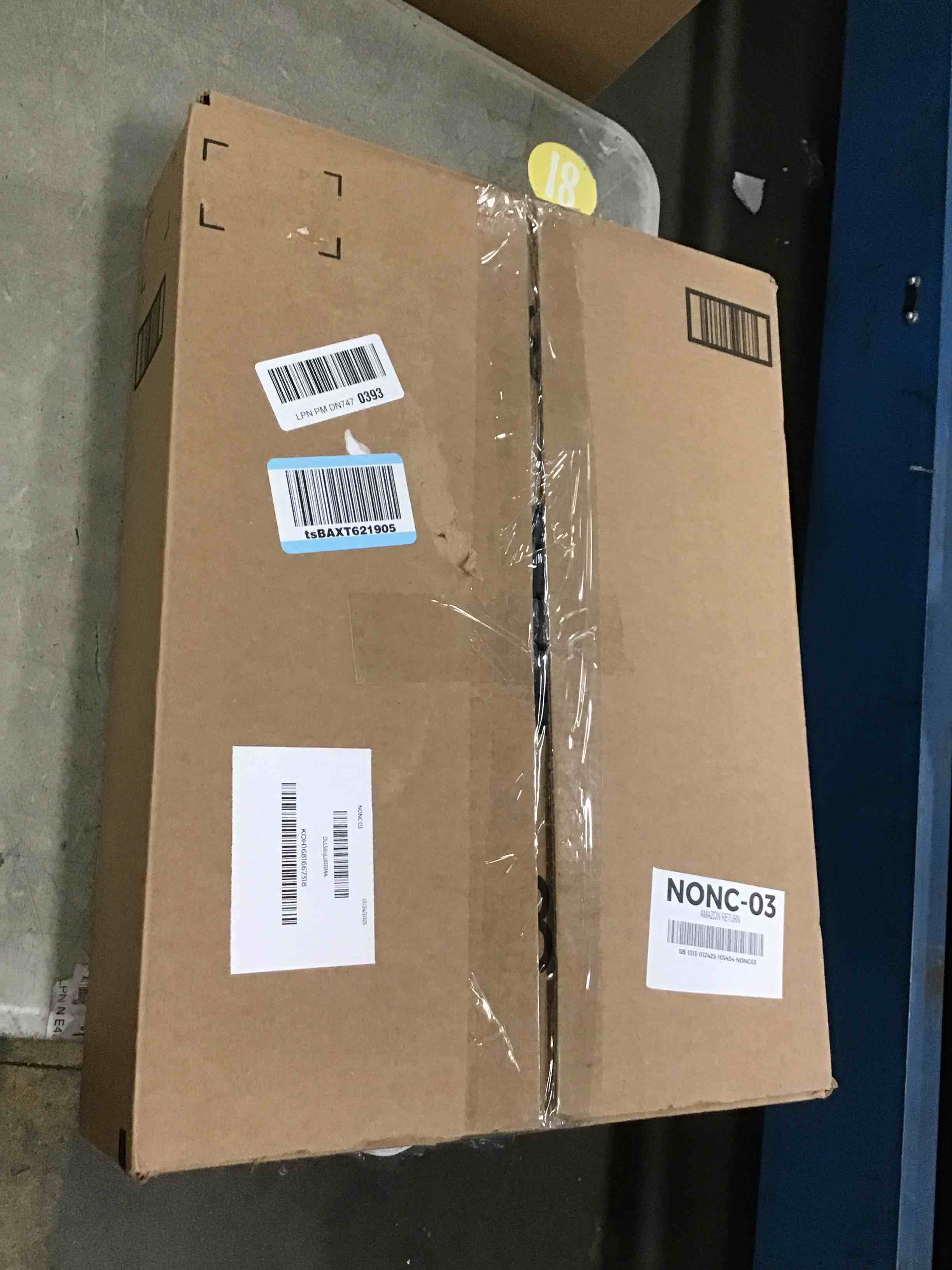 https://s3.amazonaws.com/lotting-images-prod/bidfta/PNK2116548_1739293661023.jpeg