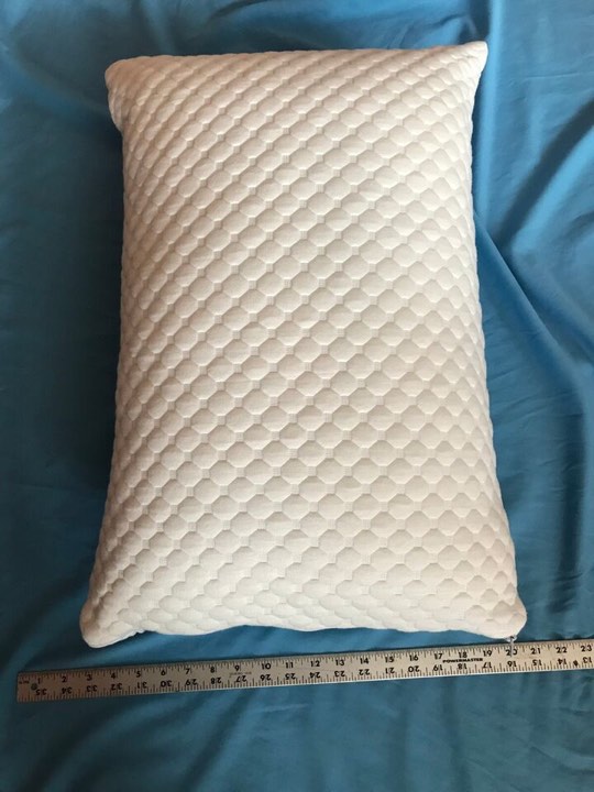 Memory Foam Cooling Pillow Heat and Moisture Reducing Ice Silk and Gel Infused 2 of pack