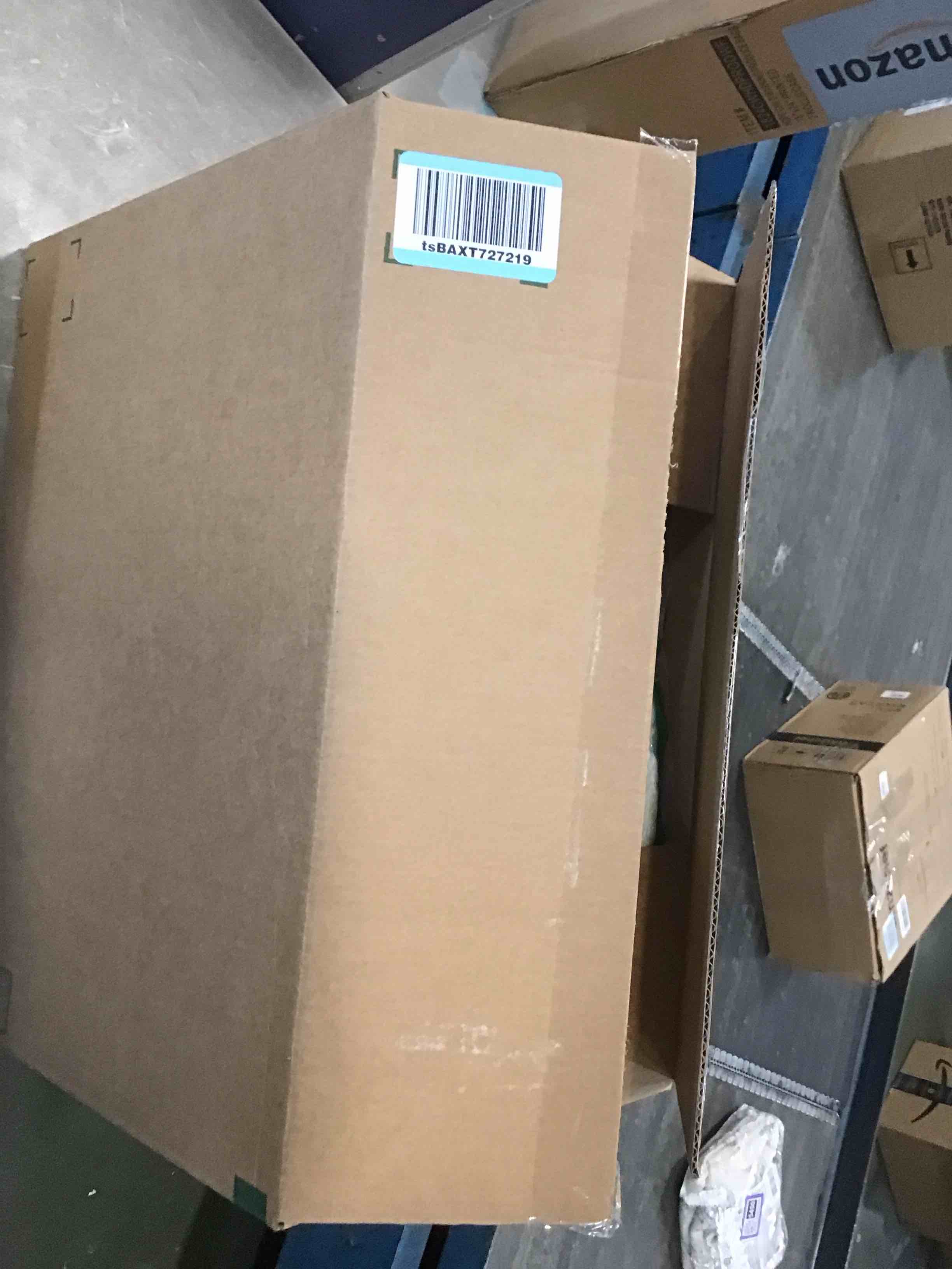 https://s3.amazonaws.com/lotting-images-prod/bidfta/PNK2118087_1740067017485.jpeg