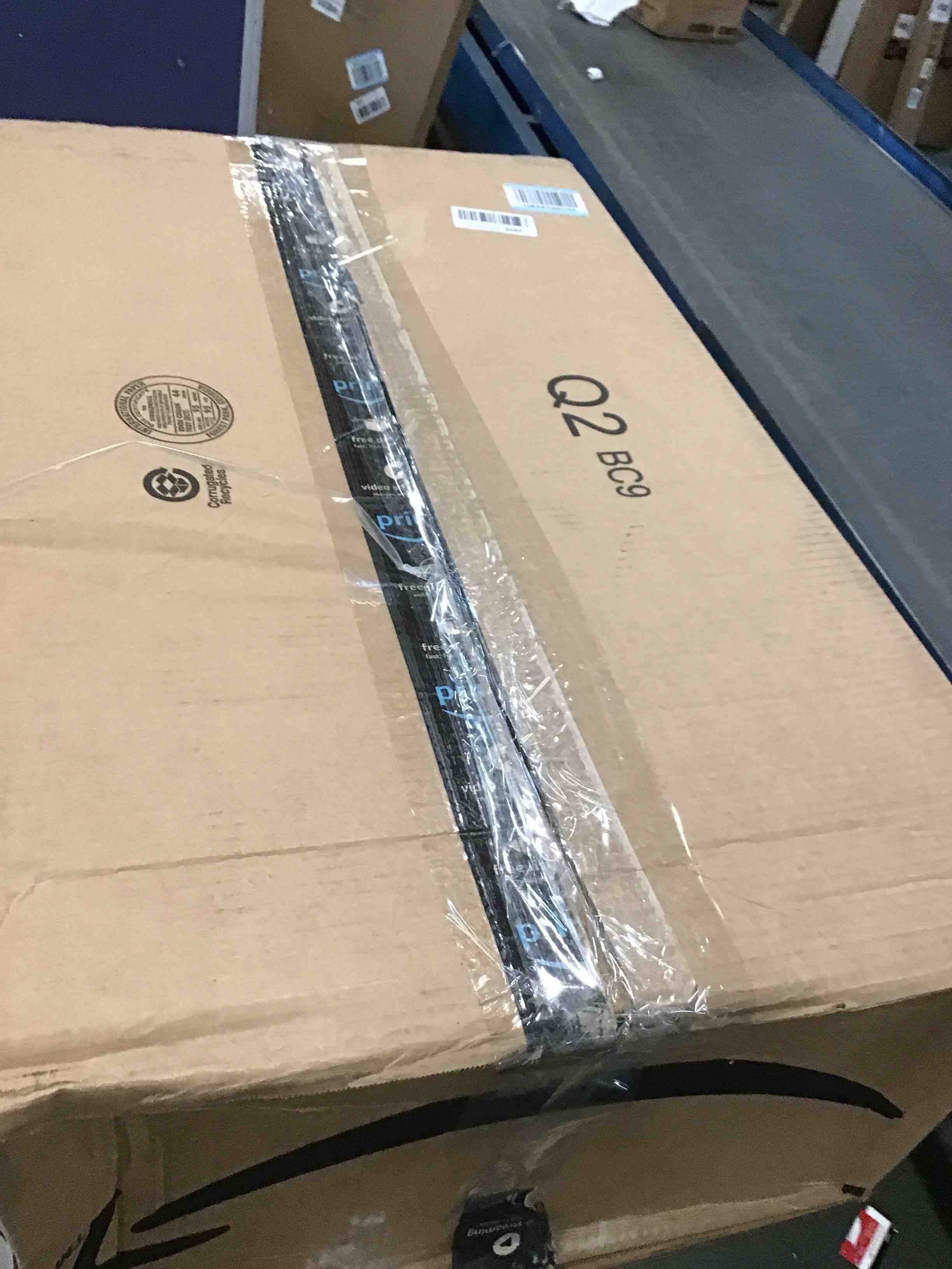 https://s3.amazonaws.com/lotting-images-prod/bidfta/PNK2118110_1740069300211.jpeg