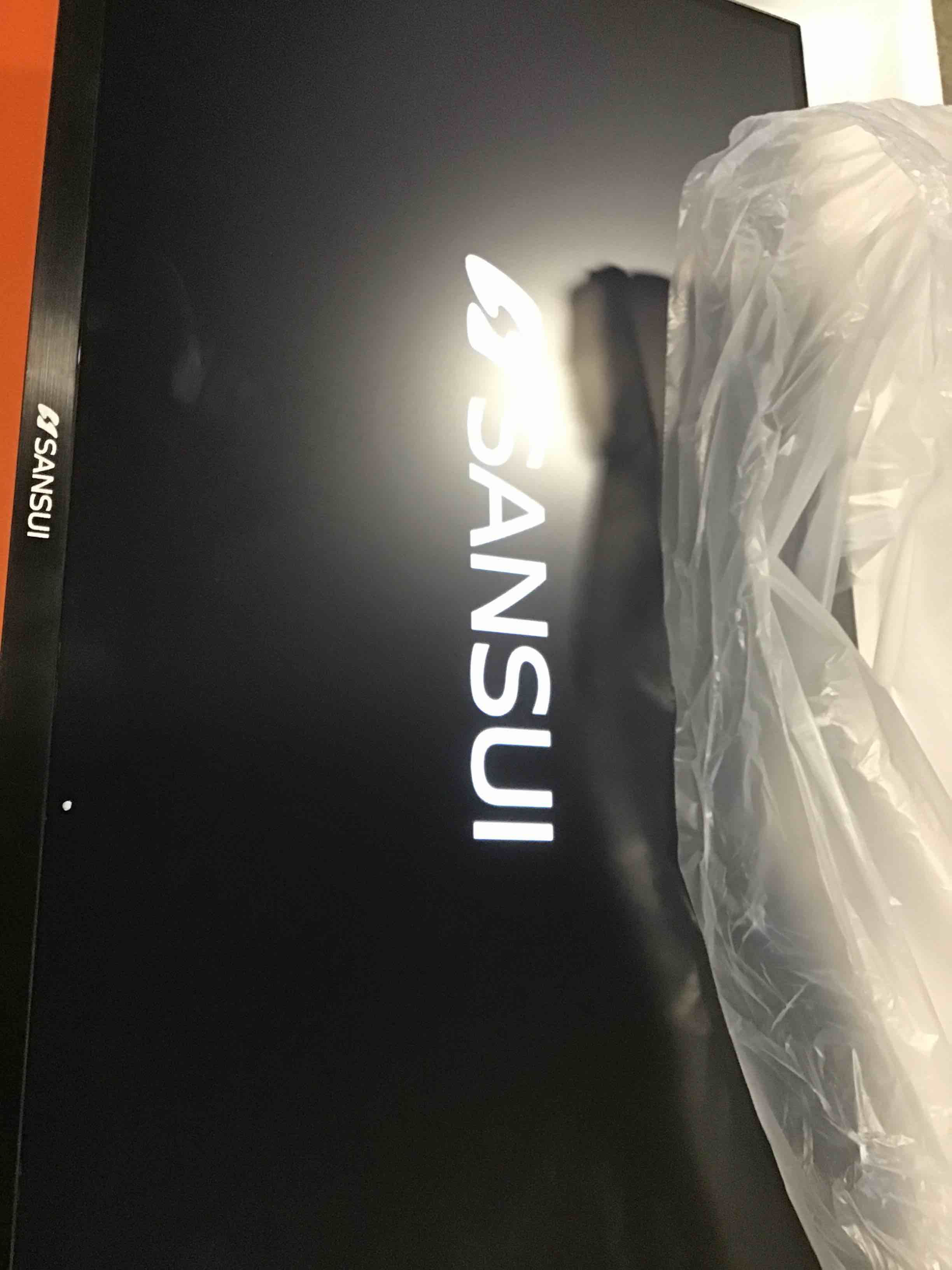 https://s3.amazonaws.com/lotting-images-prod/bidfta/PNK2121028_1740500747609.jpeg