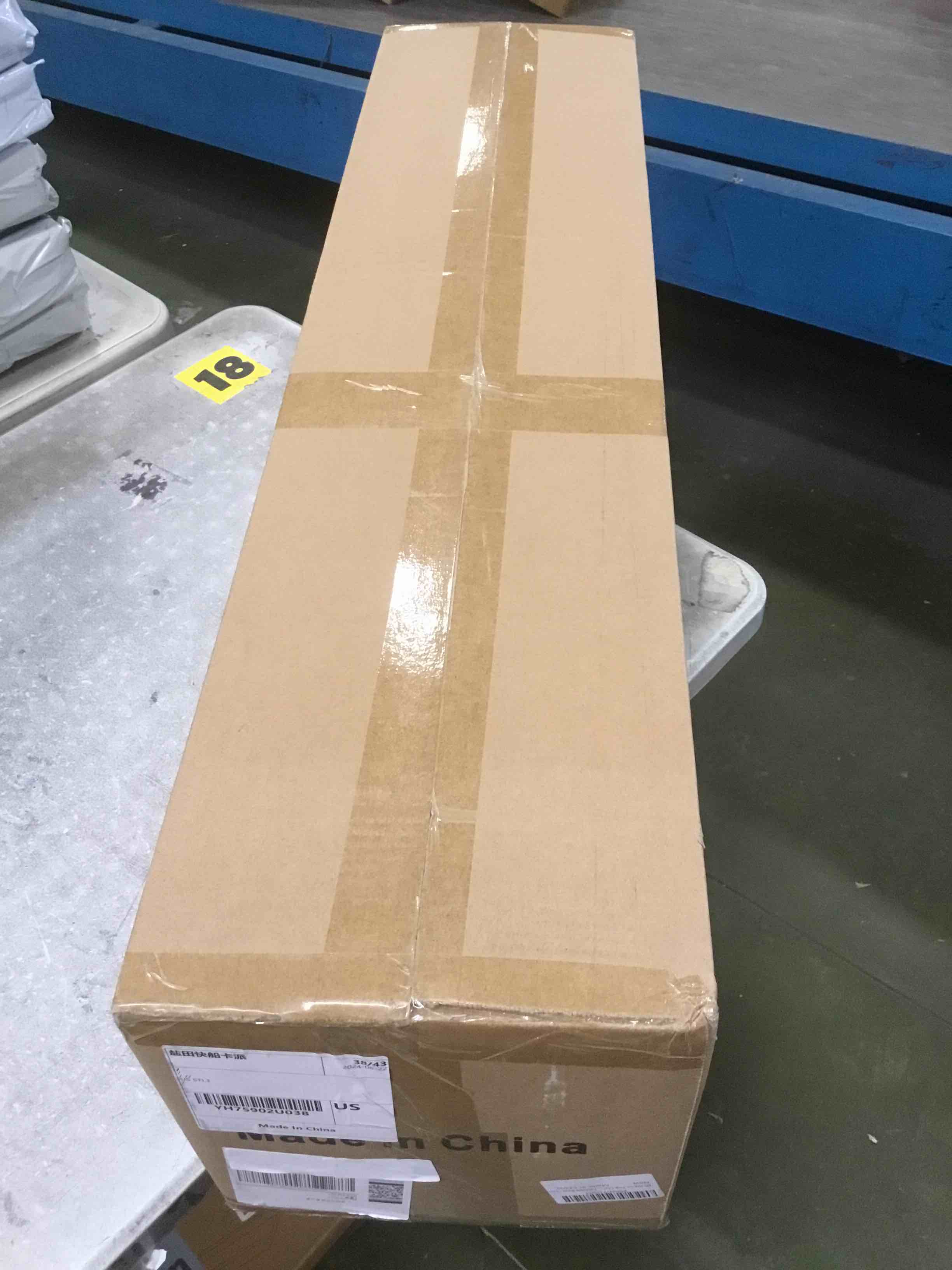 https://s3.amazonaws.com/lotting-images-prod/bidfta/PNK2122186_1739205873467.jpeg