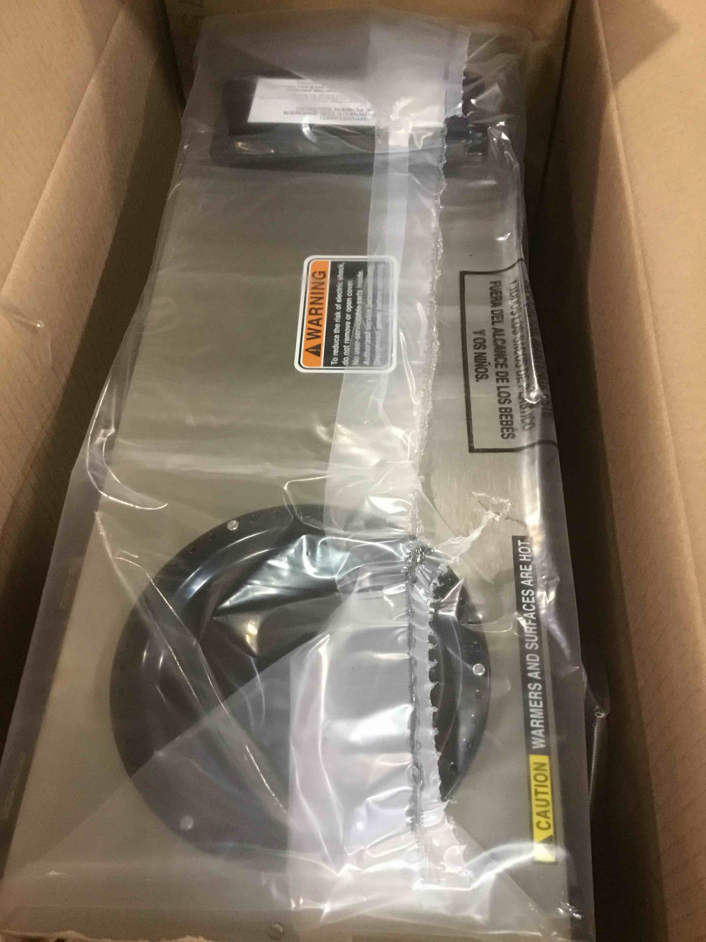 https://s3.amazonaws.com/lotting-images-prod/bidfta/PNK2122635_1739460821750.jpeg